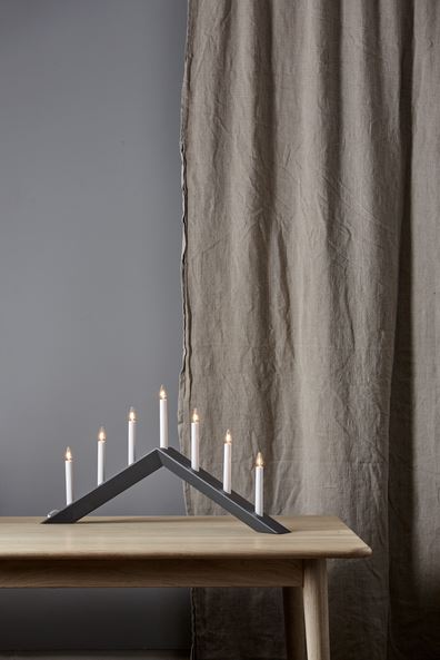 Fensterleuchter ARROW - 7 warmweiße Glühlampen - L: 69cm, H: 36cm - Holz - Schalter - Schwarz