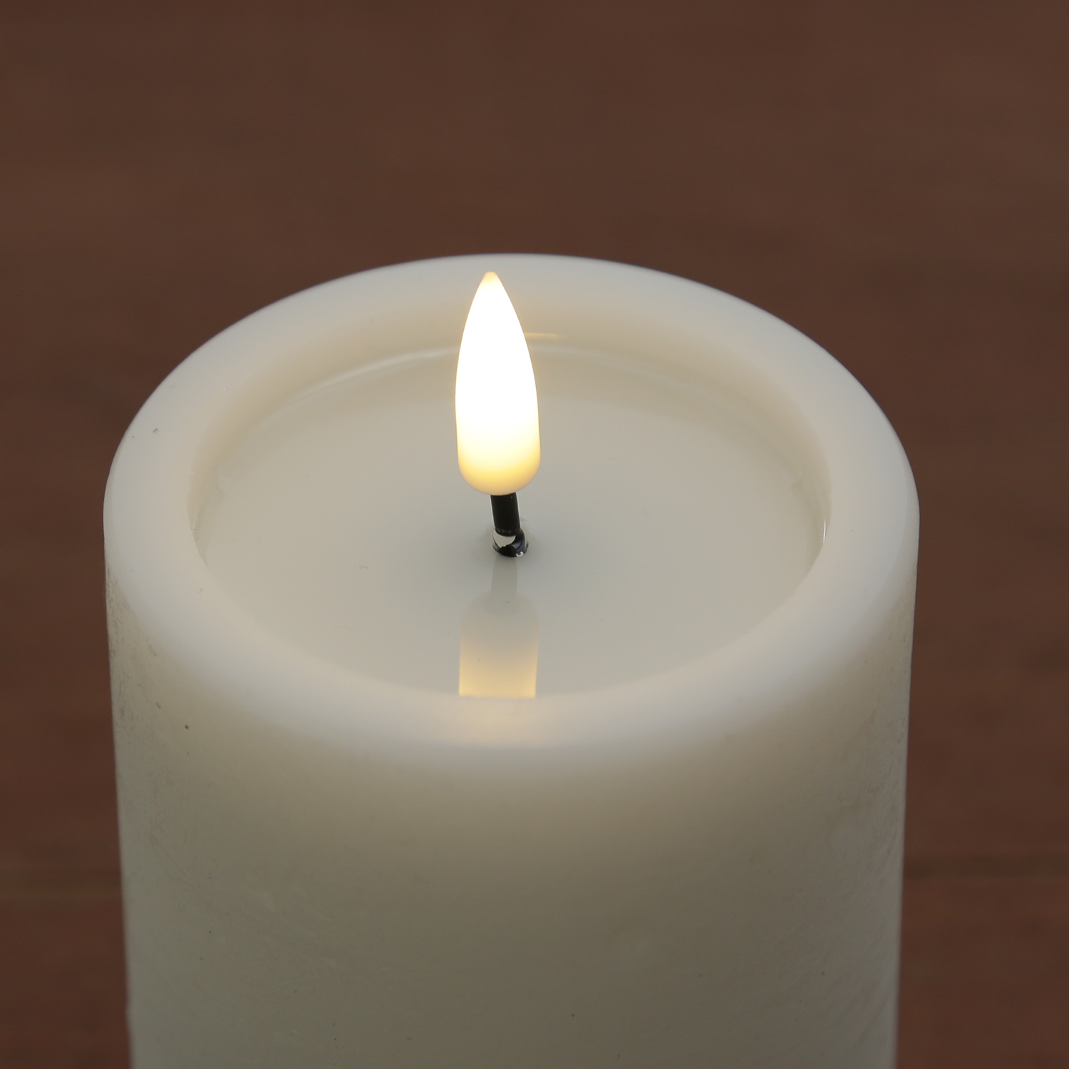 LED Kerzenset UNIQUE - Rustik-Optik - H: 10cm - mit Batterien und Fernbedienung - weiß - 4er Set