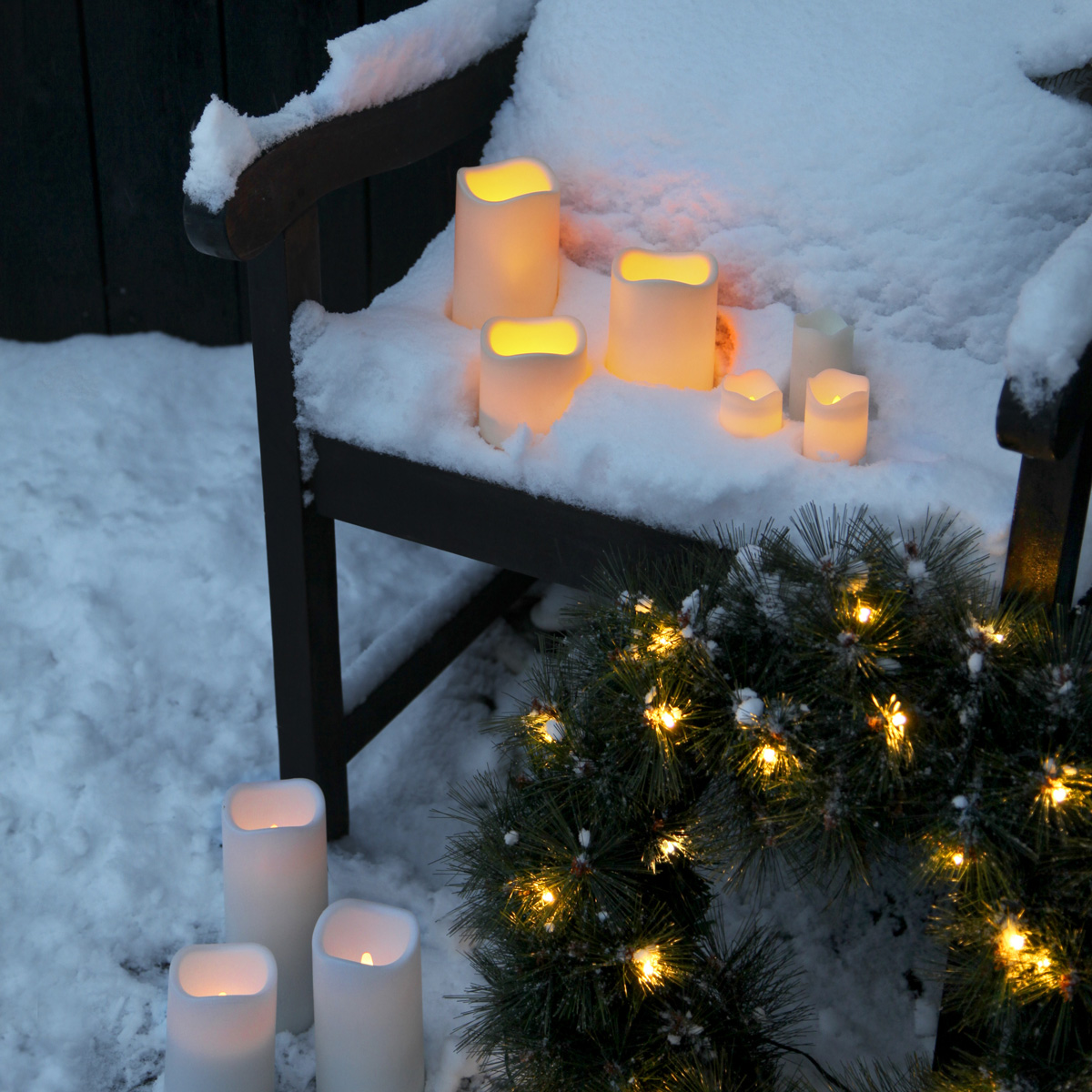 LED Stumpenkerze Paul - flackernde LED - H: 11,5cm - Batteriebetrieb - Timer - für Außen - creme