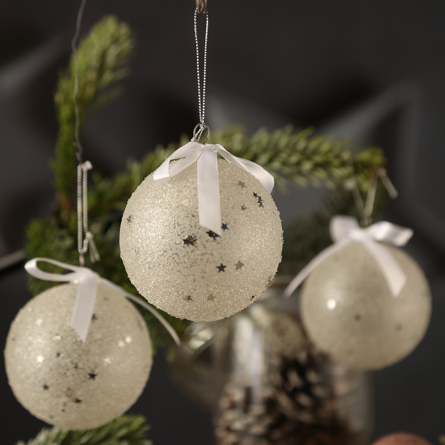 Christbaumkugeln mit Sternchen - Weihnachtsbaumkugeln - bruchfest - D: 8cm - 12er Set