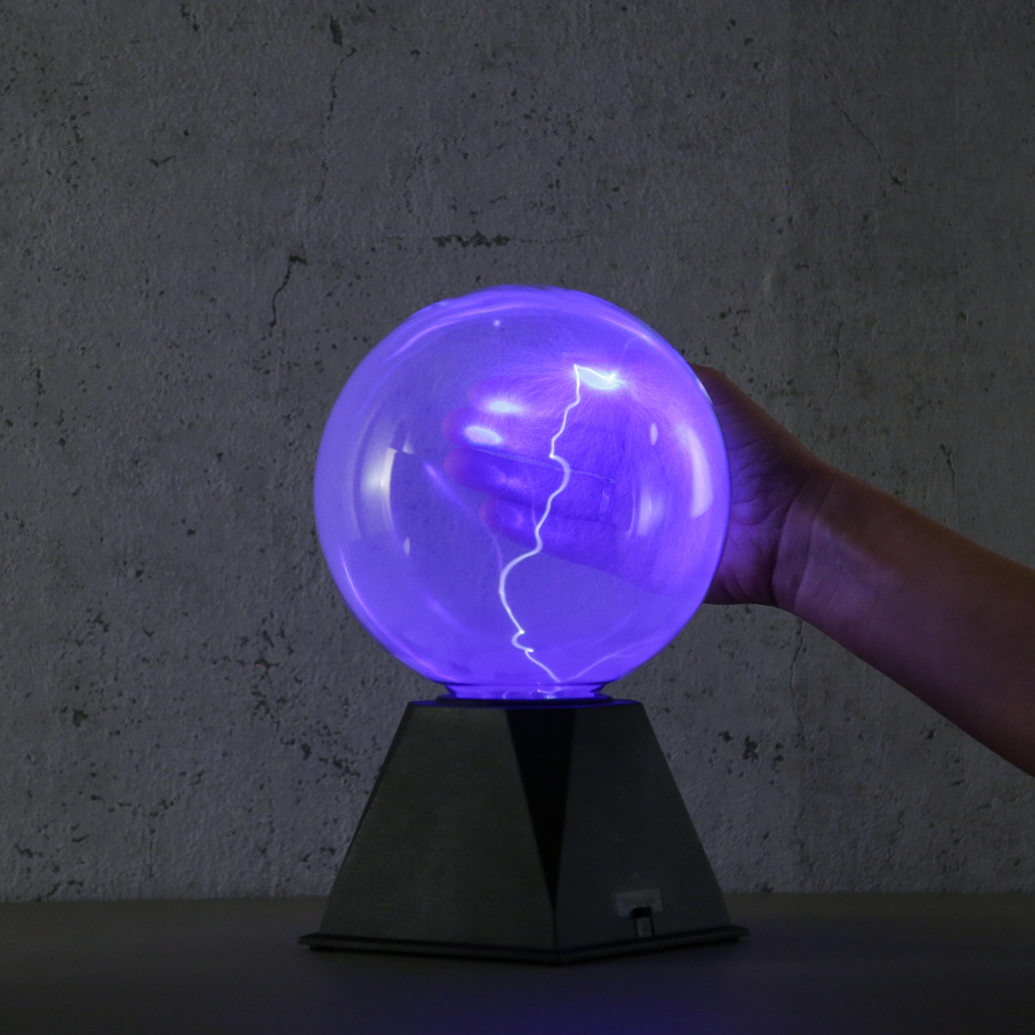Plasmakugel - blaue Blitz-Show - Automatikbetrieb oder Musiksteuerung - Kugel Durchmesser: 15cm