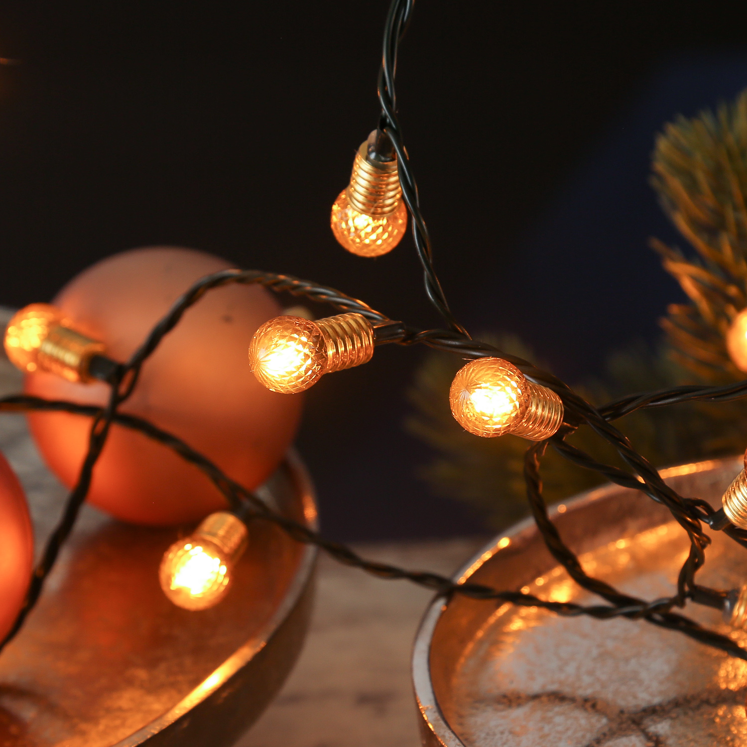 LED Lichterkette VINTAGE - 240 Mini Kugeln in Kristall Optik - 8 Funkt. - Timer - L: 24m