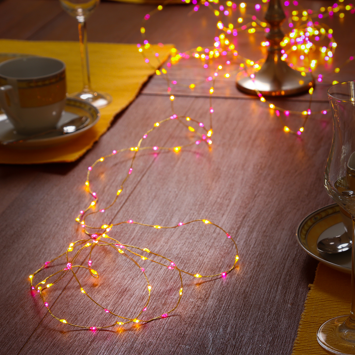 LED Drahtlichterkette Compact - 378 pink-/bernsteinfarbene LED - L: 6m - 8 Funkt. - Trafo - gold