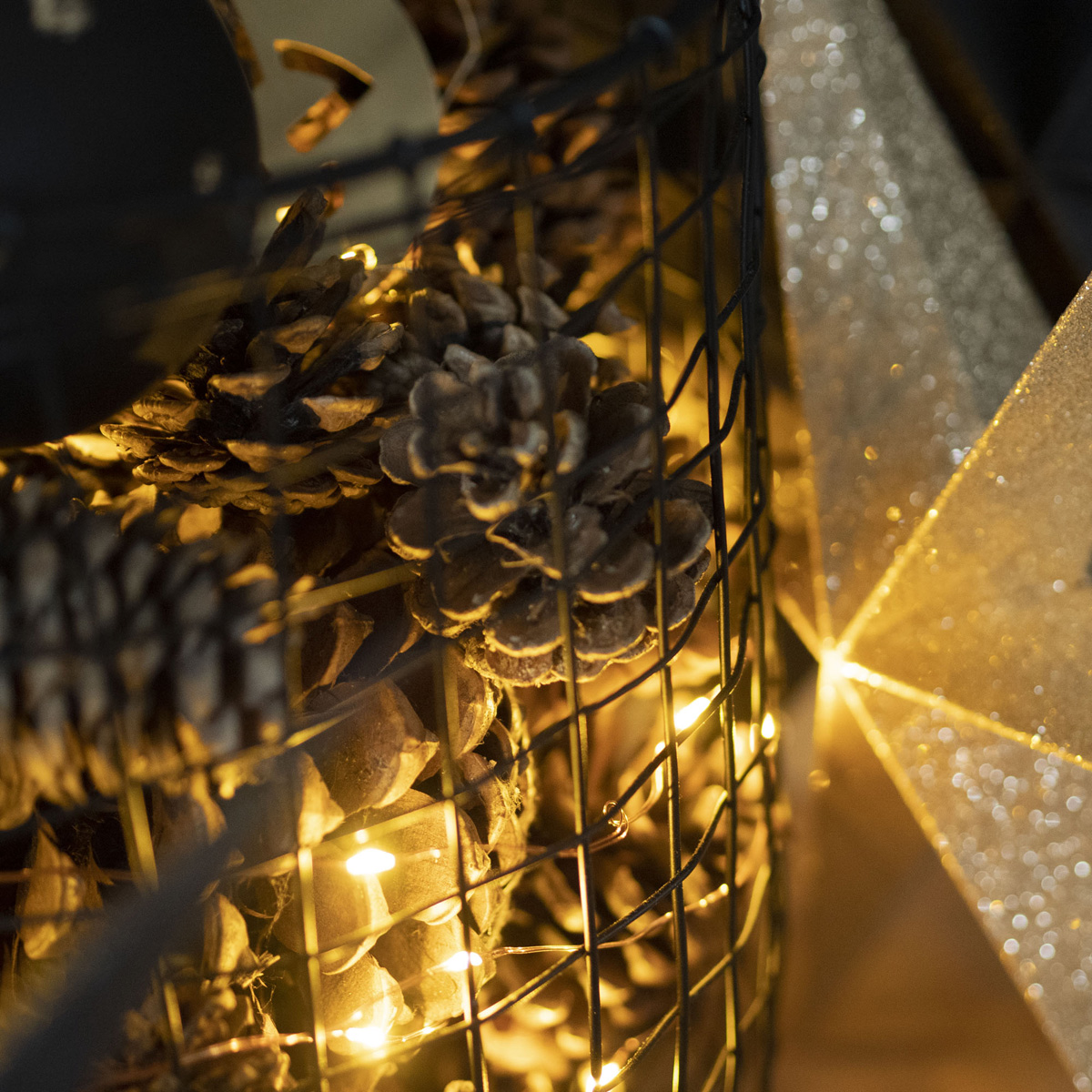 LED Drahtlichterkette "Dew Drop" - 40 warmweiße LED - silberner Draht - 2m - Batteriebetrieb - Timer