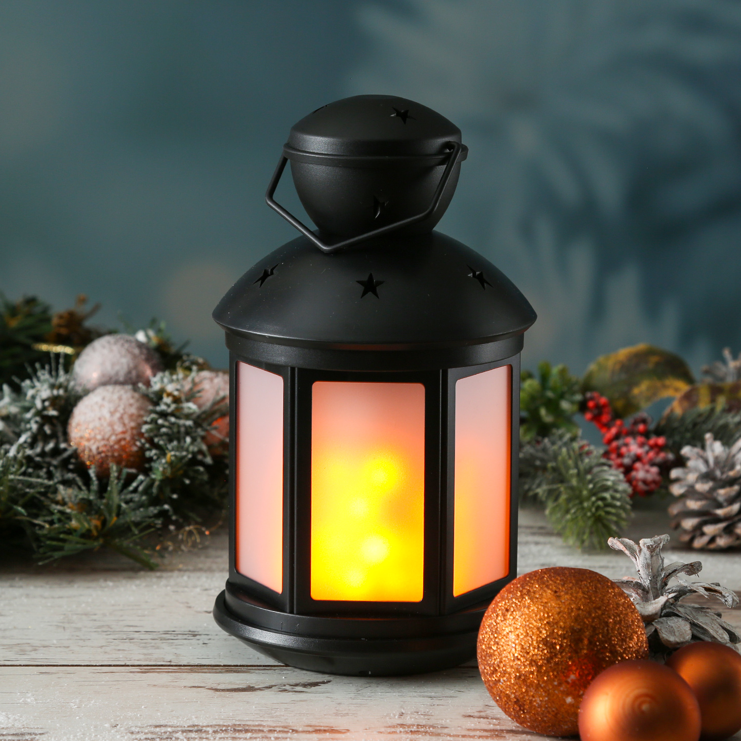 LED Laterne weiß - bewegter Flammeneffekt - H: 22cm - Batteriebetrieb - schwarz