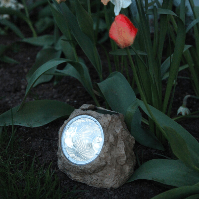 LED Solar Stein "Rocky" - Spot mit kaltweißer LED - Dämmerungssensor - H: 11cm