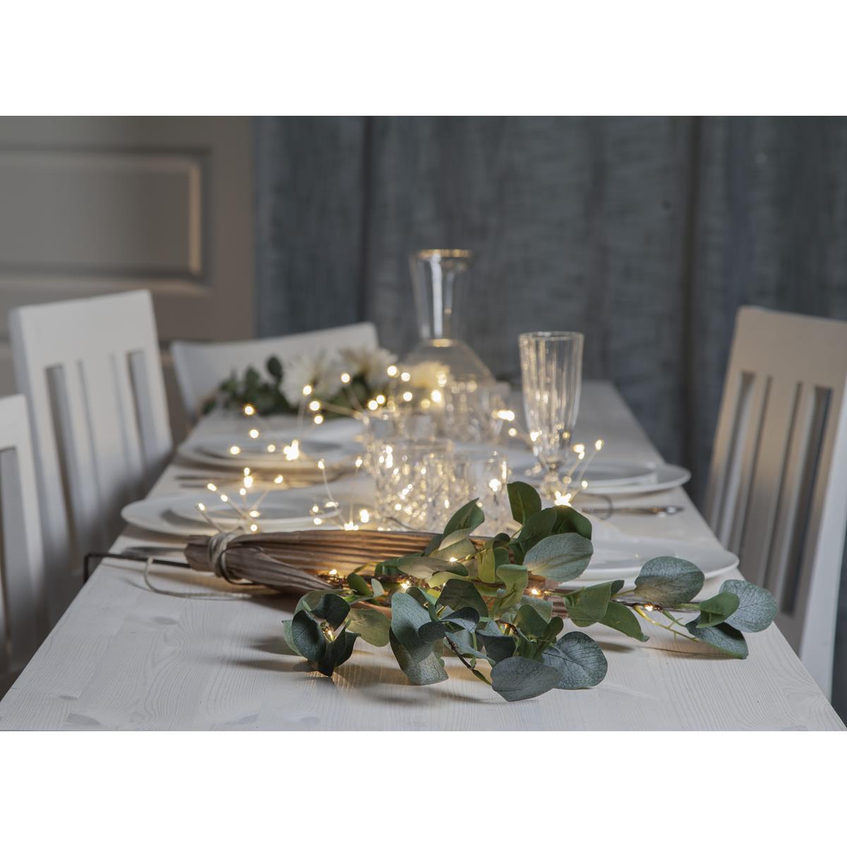 LED Leuchtzweig "Eukalyptus" - 15 warmweiße LED - H: 90cm - Batteriebetrieb - Timer - grüne Blätter