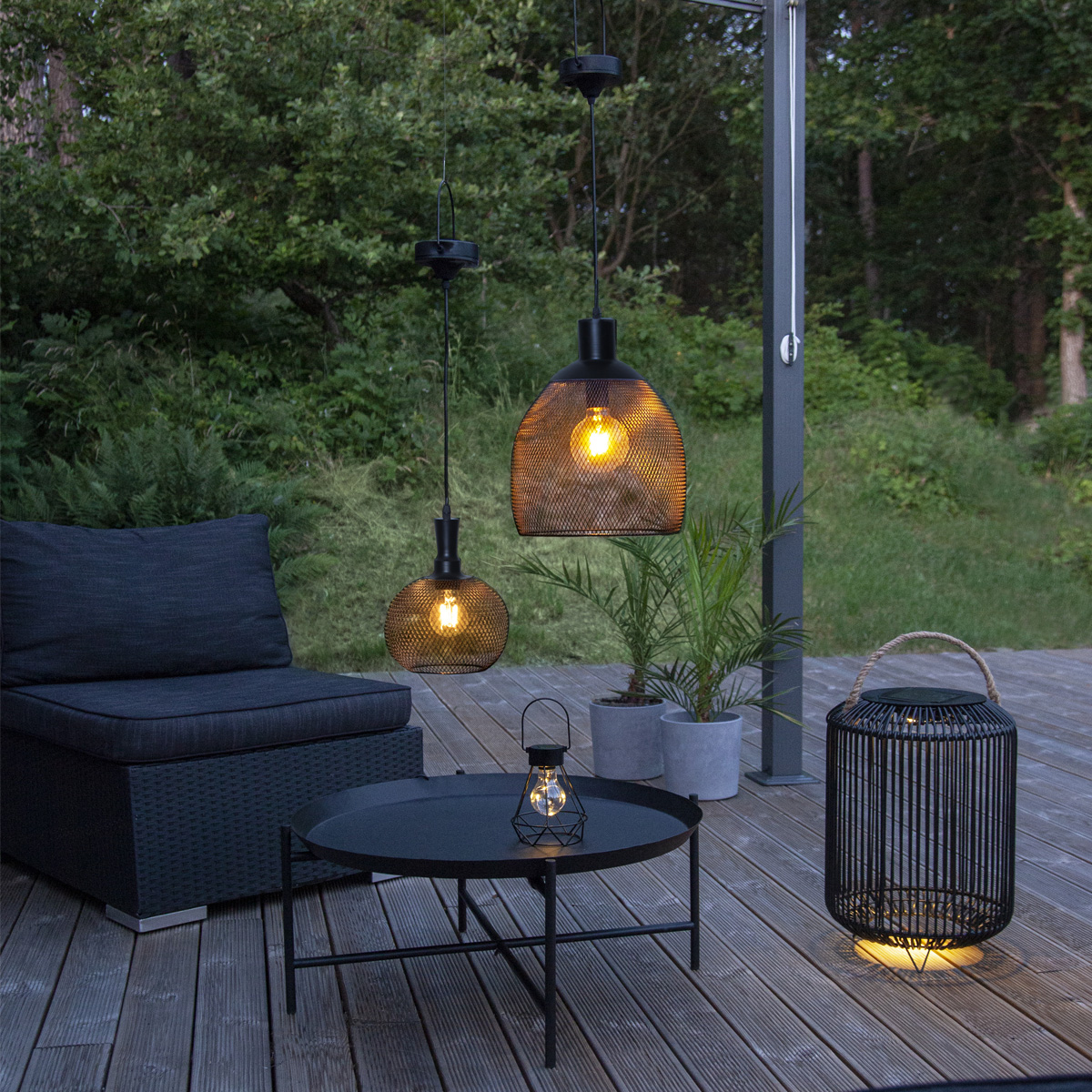 LED Solar Lampe "Sunlight" - mit Solarpanel - warmweiße LED - H: 48cm, D: 34cm - stehend - schwarz