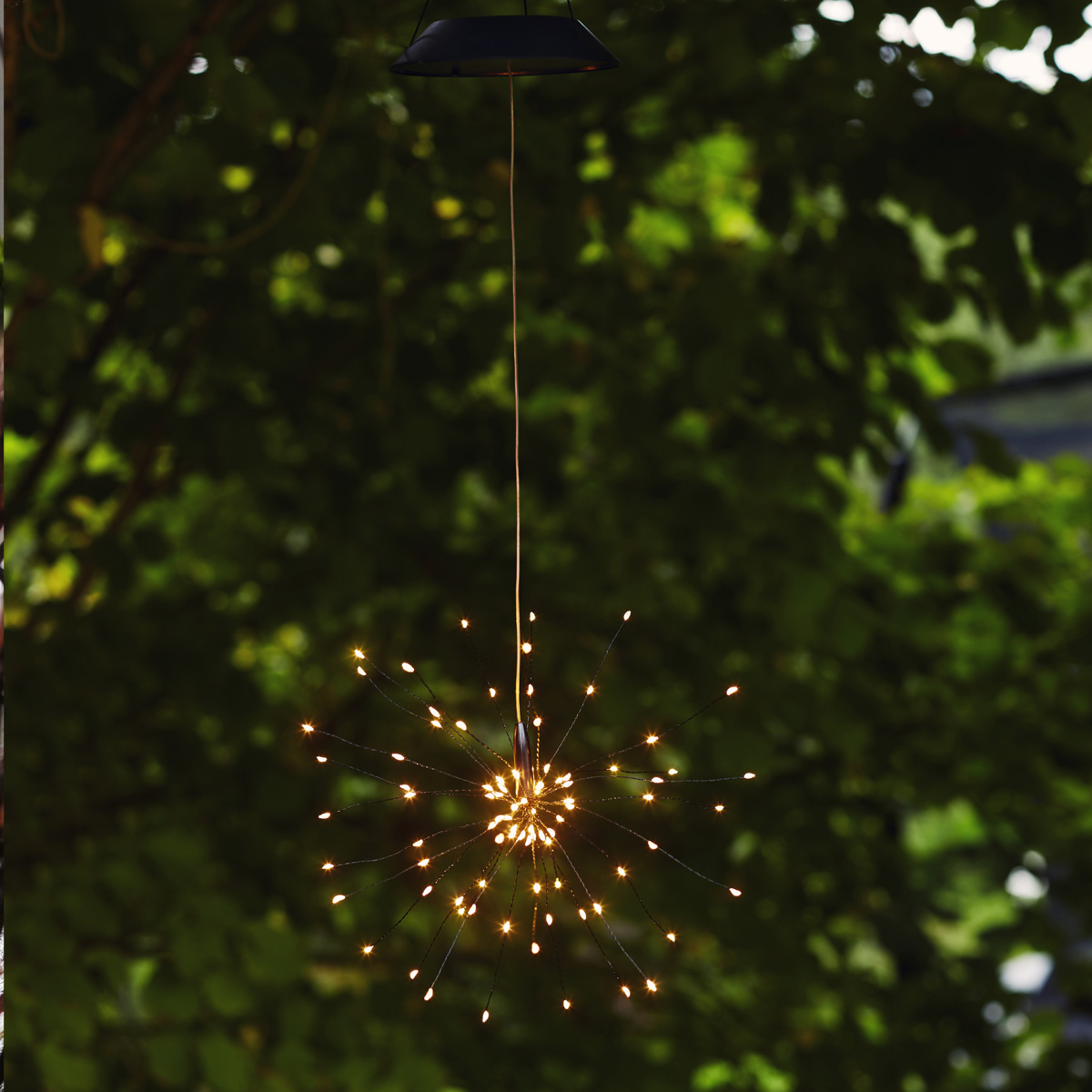 LED Solar Gartendeko "Firework" - 90 warmweiße LED - H: 45cm D: 26cm - Dämmerungssensor - hängend