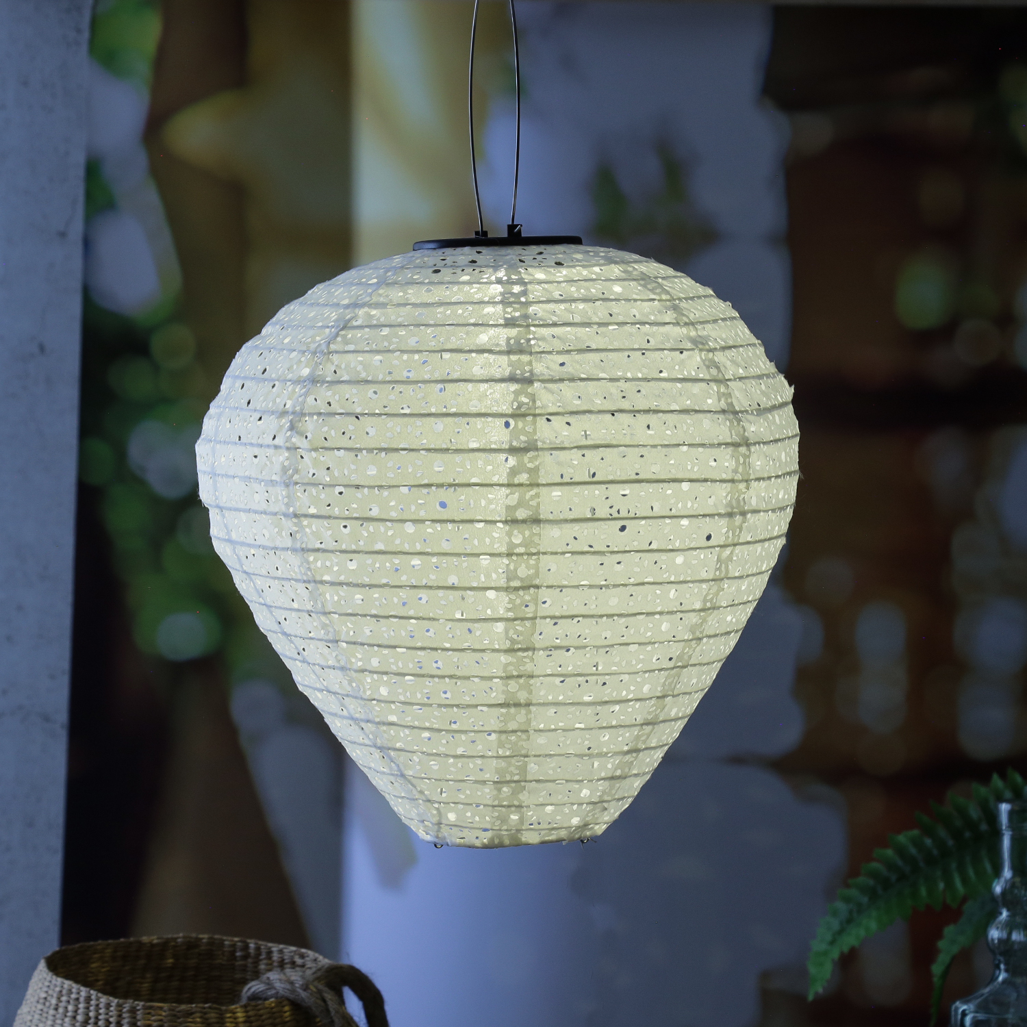 LED Solar Lampion Ballon - mit Blumenmuster - warmweiße LED - H: 30cm - D: 30cm - Lichtsensor - weiß