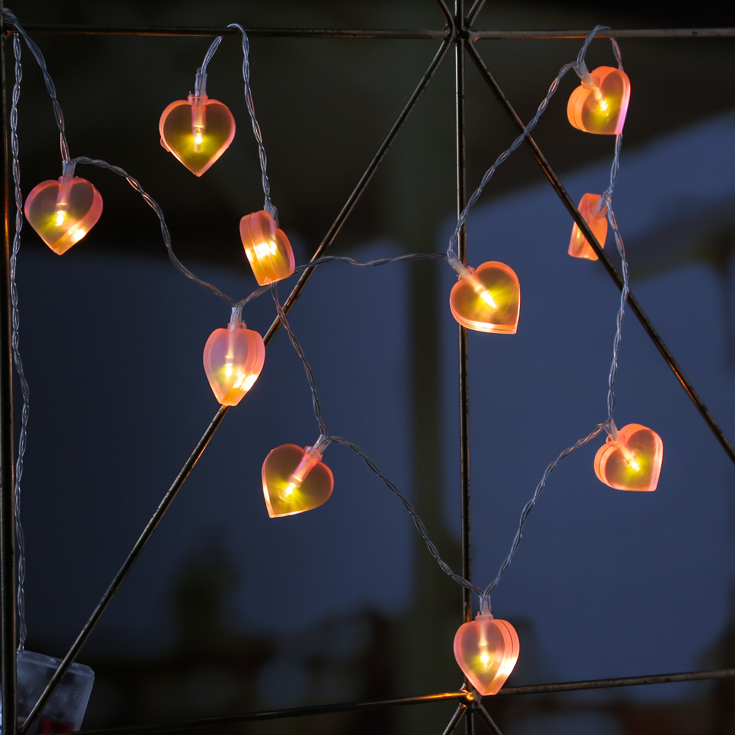 LED Lichterkette Herzen - 10 warmweiße LED - L: 90cm - Batteriebetrieb - rosa