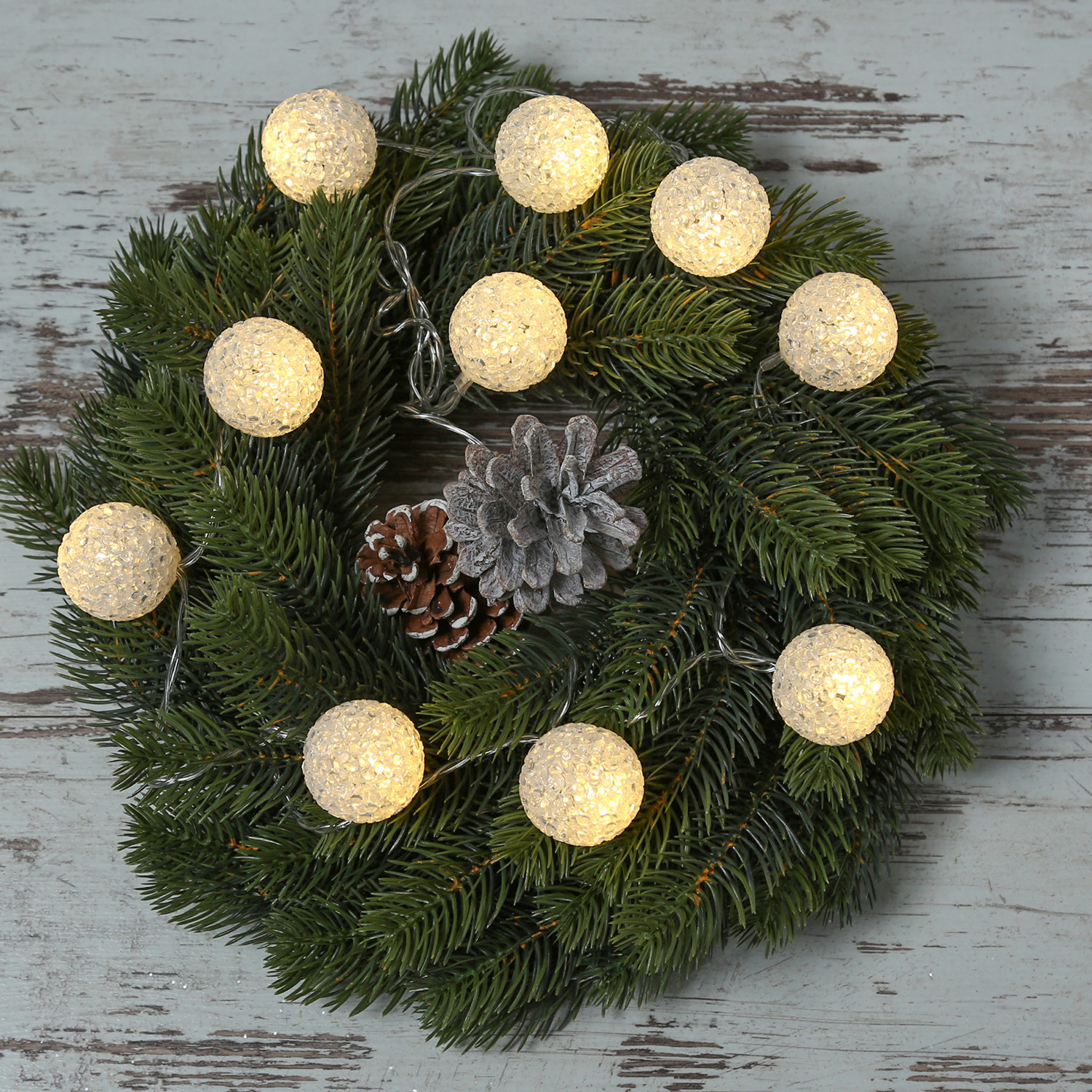 LED Lichterkette Kugeln - D: 4cm - Vinyl - 10 warmweiße LED - L: 1,3m - Batterie - transparent