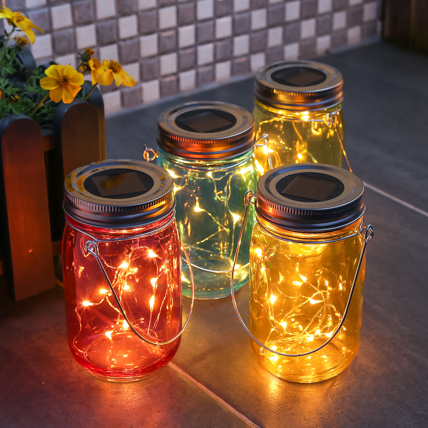 LED Solarglas - Windlicht - LED Drahtlichterkette - Lichtsensor - Aufhänger - H: 14cm - 4er Set