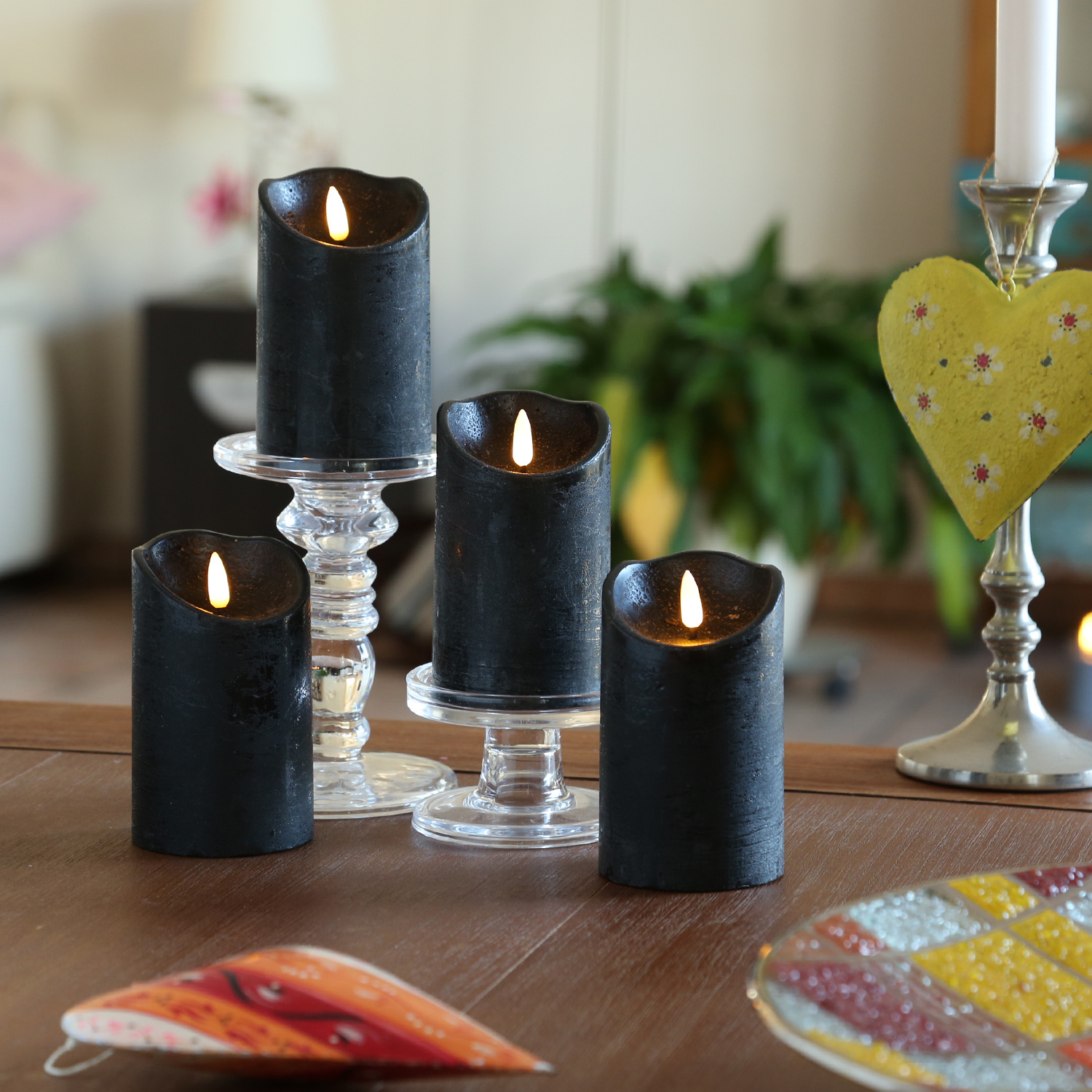 LED Stumpenkerzen RUSTIC - Echtwachs - warmweiße 3D Flamme - H: 12,5cm - Timer - schwarz - 4er Set