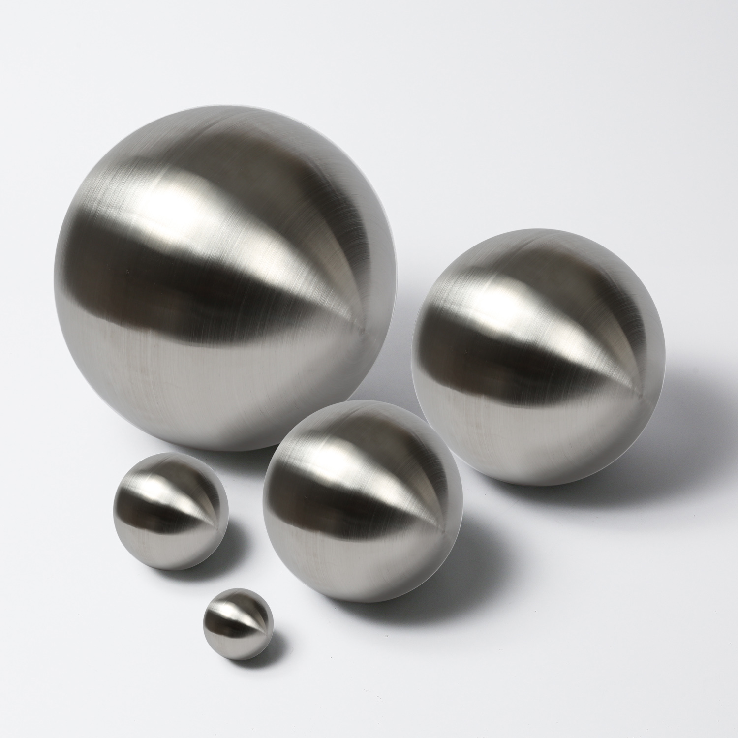 Dekokugel - Edelstahlkugel - Schwimmkugel - D: 5cm, 9cm, 15cm, 20cm, 28cm - matt - 5er Set