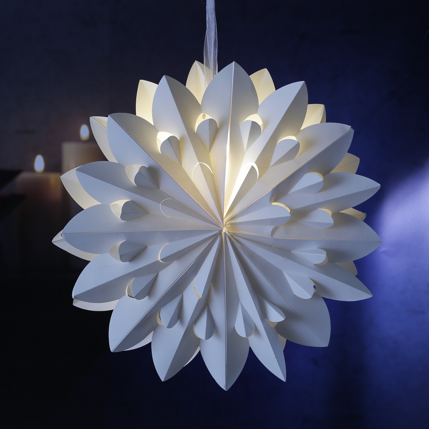 LED Papierstern - Weihnachtsstern - inkl. Kabel und LED Leuchtmittel - Timer - D: 60cm - weiß