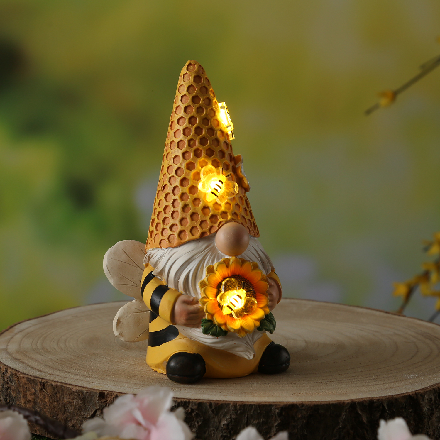 LED Solar Gartenzwerg Biene mit Blume - Gartenfigur - warmweiße LED - Lichtsensor - H: 17,5cm