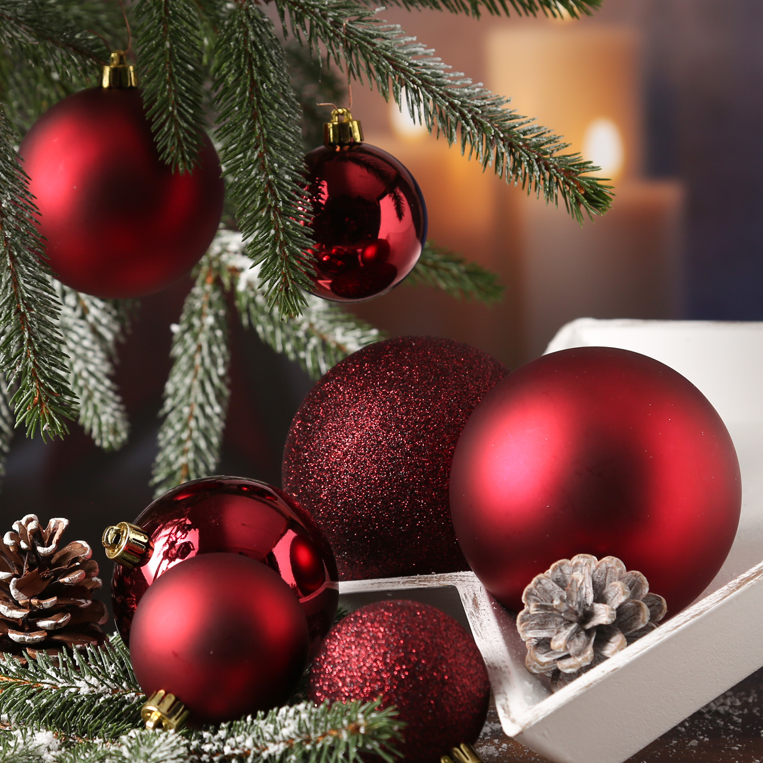 Christbaumkugel - Weihnachtsbaumkugel - bruchfest - glänzend matt glitzernd - weinrot - 26er Set