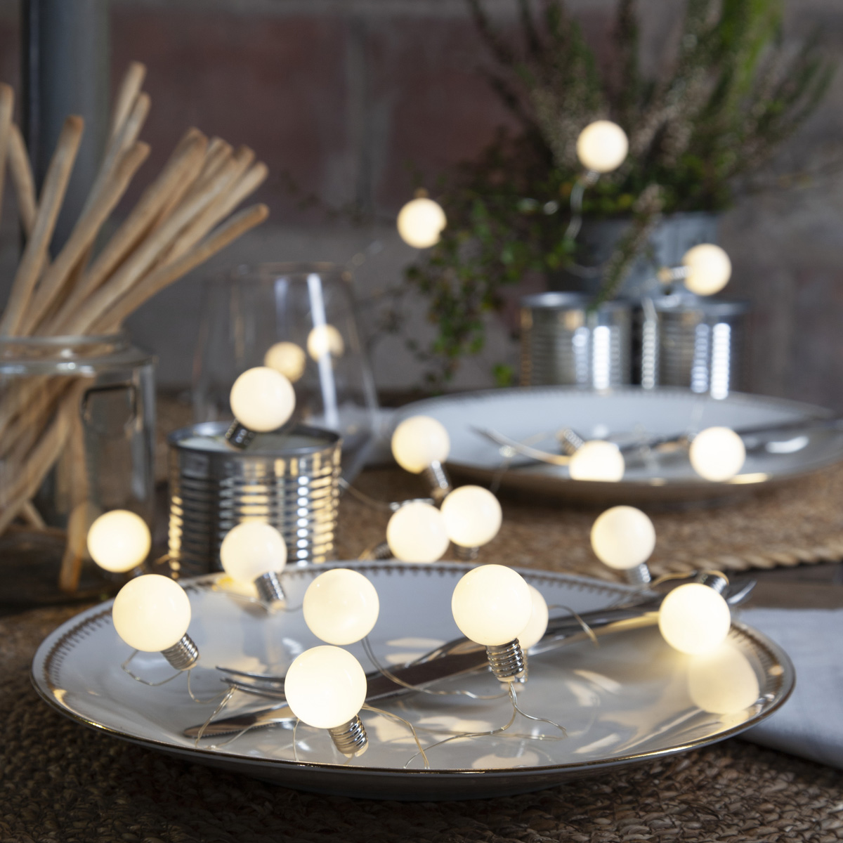 LED Lichterkette BERRY - 50 warmweiße klare Mini Kugeln - L: 5m