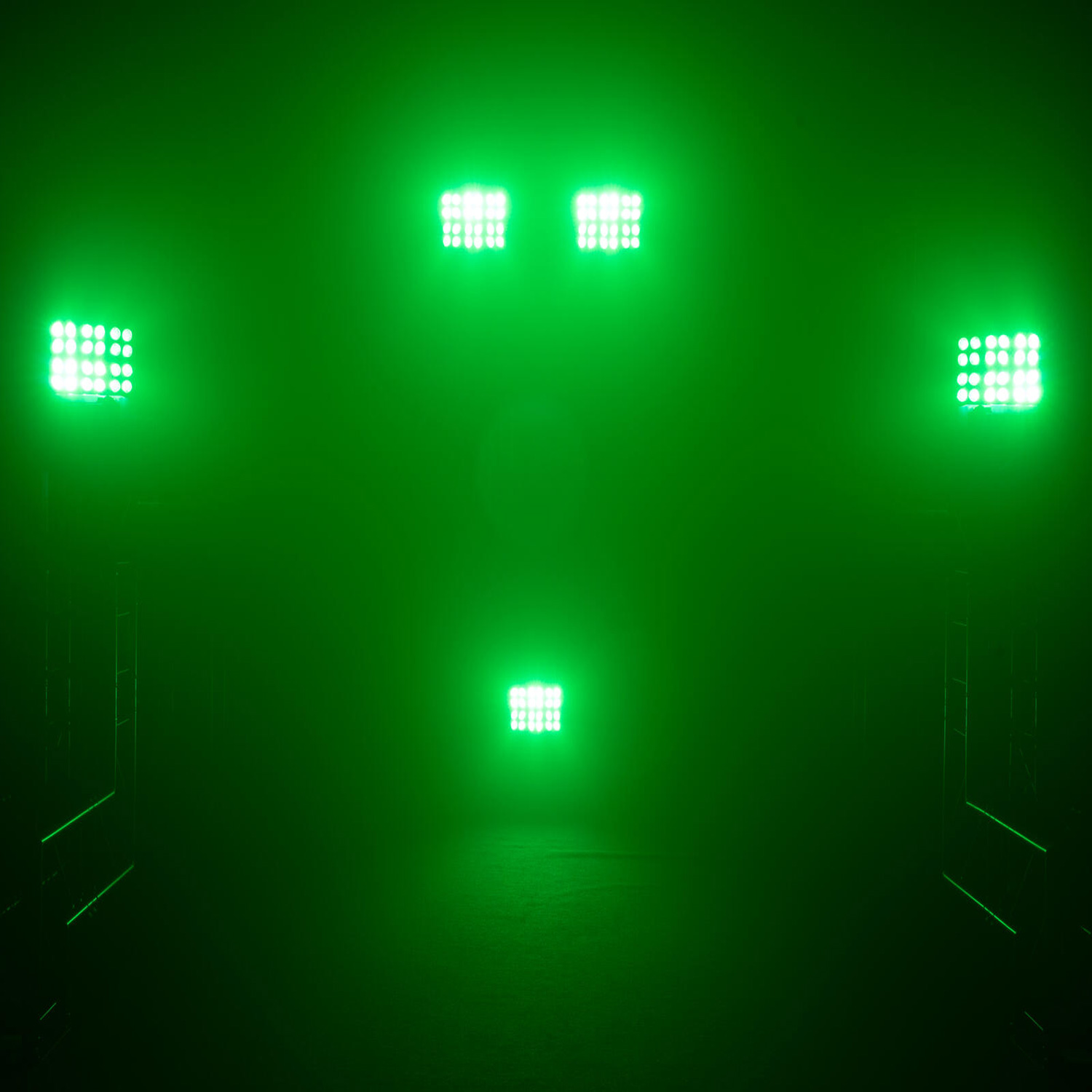 LED WASH CLS-6 PIX HCL - 24x8W 6in1 LED Flood Strobe DMX Programme