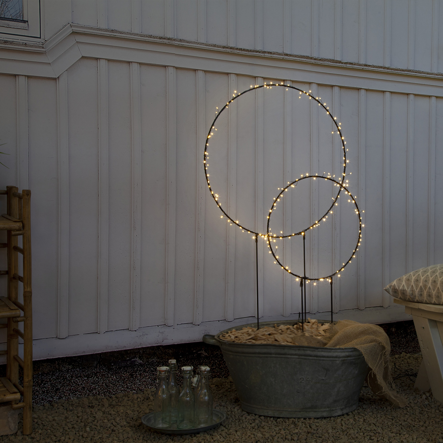 LED Lichtkreis Barlumi - stehend - H: 84cm - 80 warmweiße LED - inkl. Kabel - Outdoor - schwarz