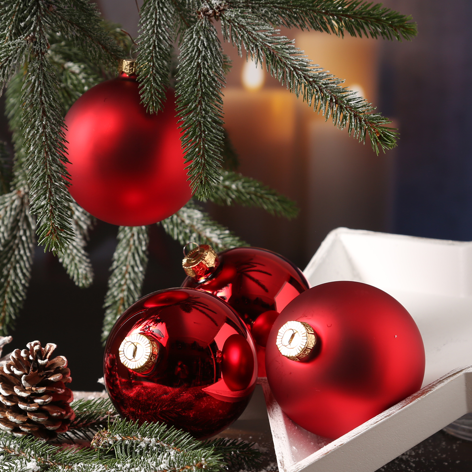 Christbaumkugel - Weihnachtsbaumkugel - bruchfest - D: 10cm - glänzend und matt - rot - 4er Set