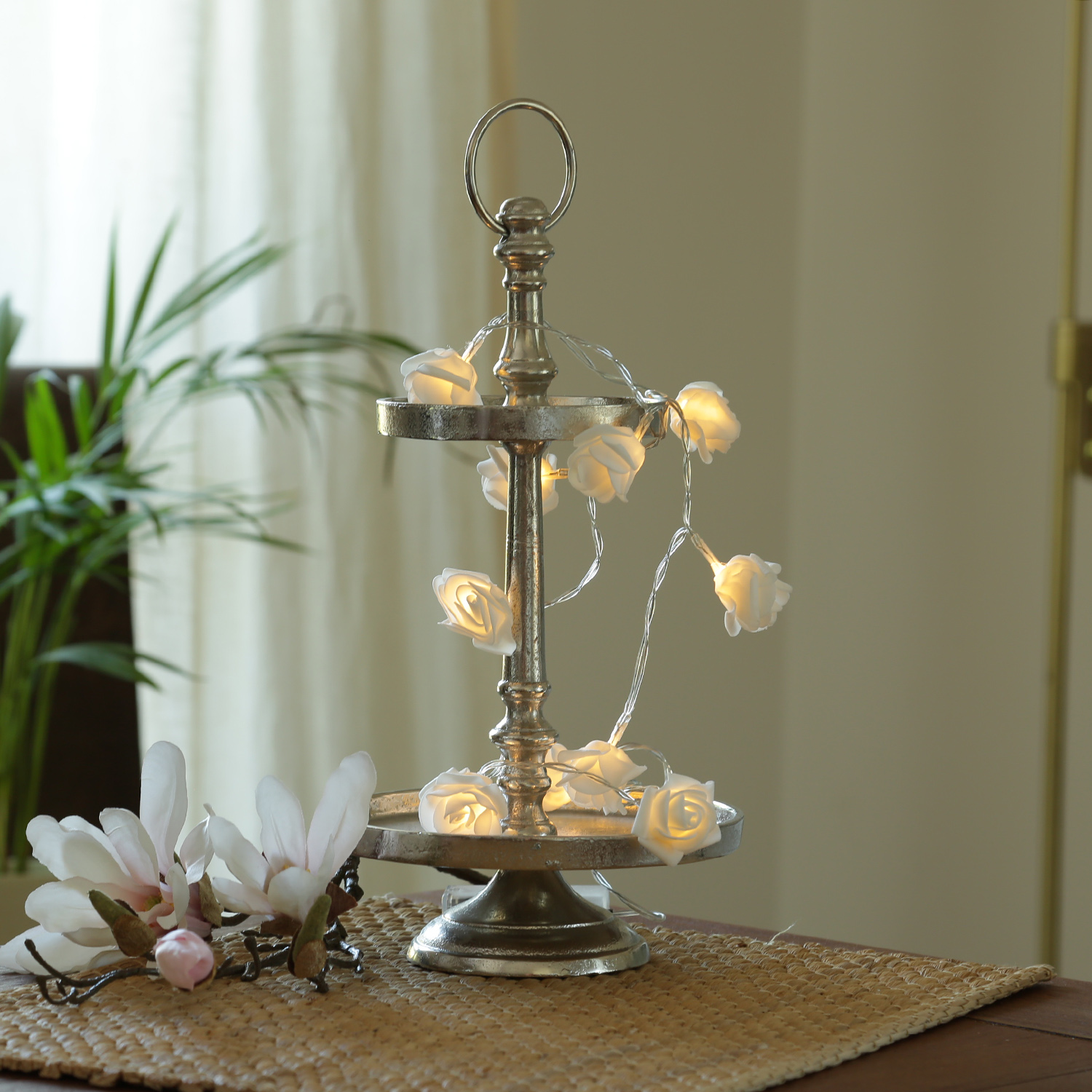 LED Lichterkette Rosen - 10 warmweiße LED - Timer - Batterie - L: 90cm - für Innen - weiß
