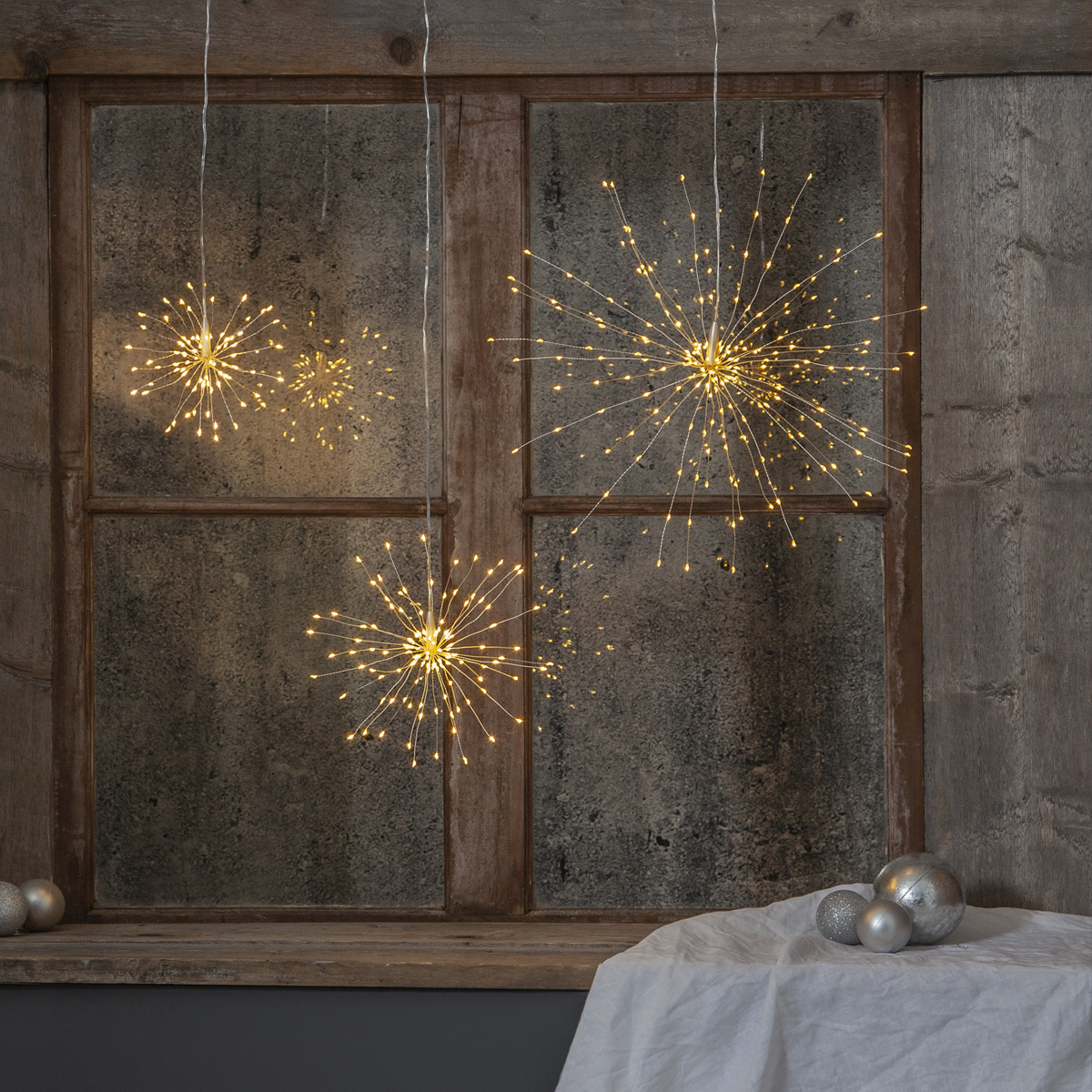 3D LED Stern Feuerwerk - hängend - 200 warmweiße LED - D: 45cm - für Innen - silber