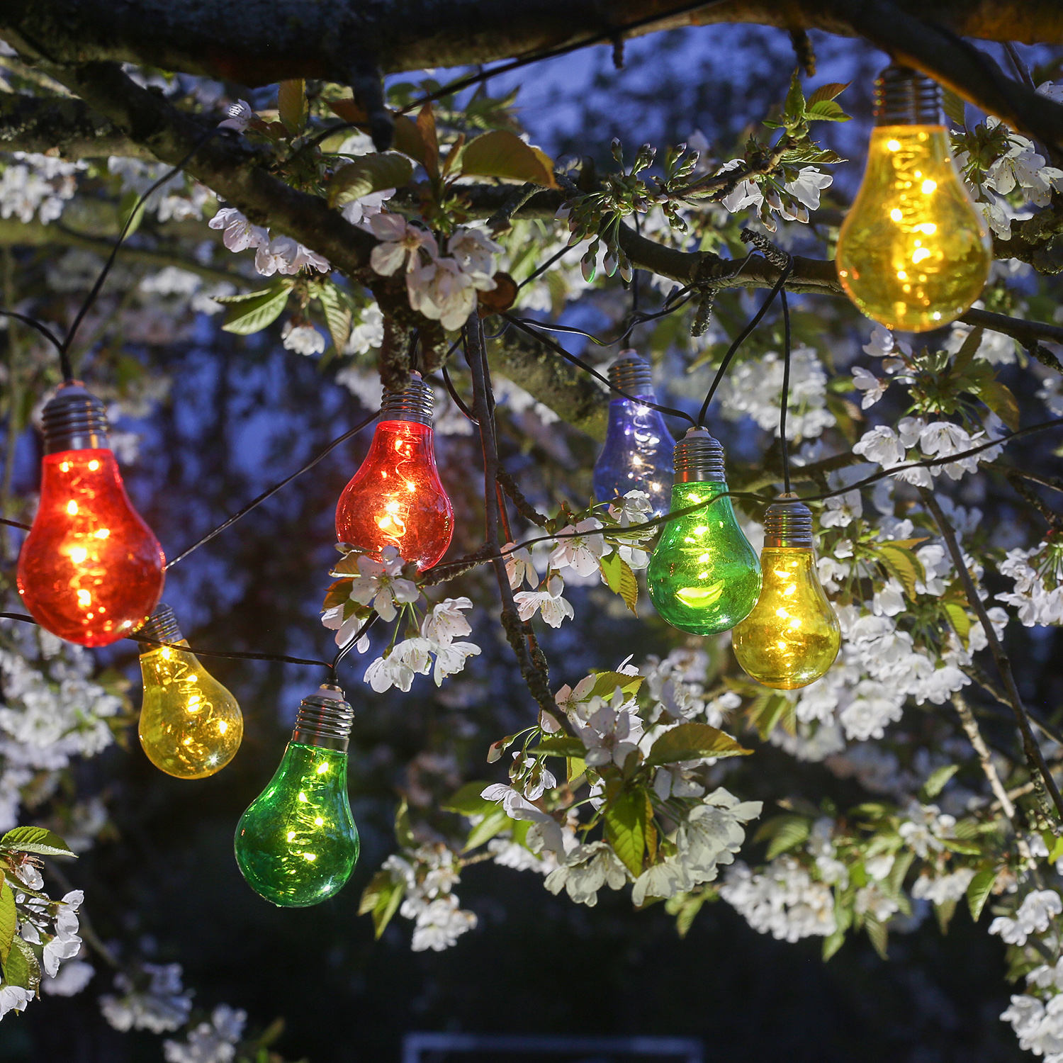 LED Solar Lichterkette GLOW - bunte Glühbirnen mit Drahtlichterkette - warmweiße LED - L: 4,5m