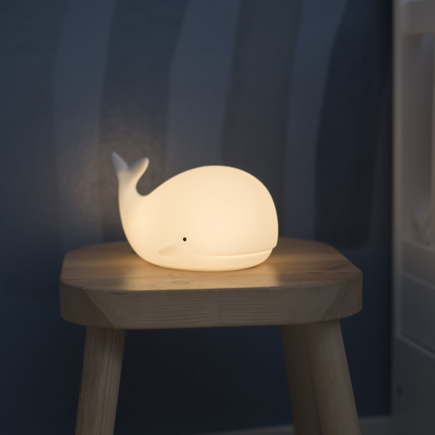 LED Nachtlicht Wal NOAH - Einschlaflicht - H: 9,5cm - Warmweiß/Farbwechsel - Batteriebetrieb