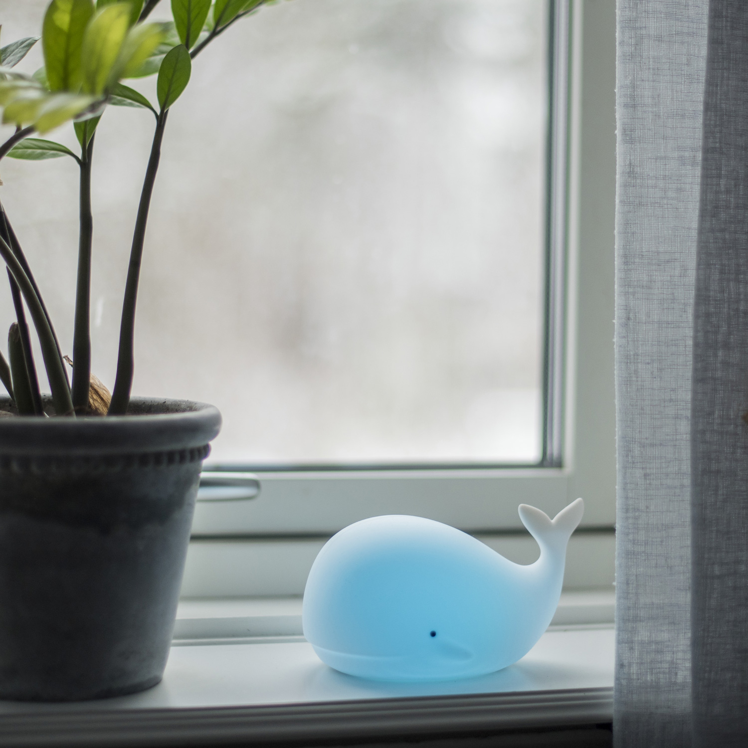 LED Nachtlicht Wal NOAH - Einschlaflicht - H: 9,5cm - Warmweiß/Farbwechsel - Batteriebetrieb