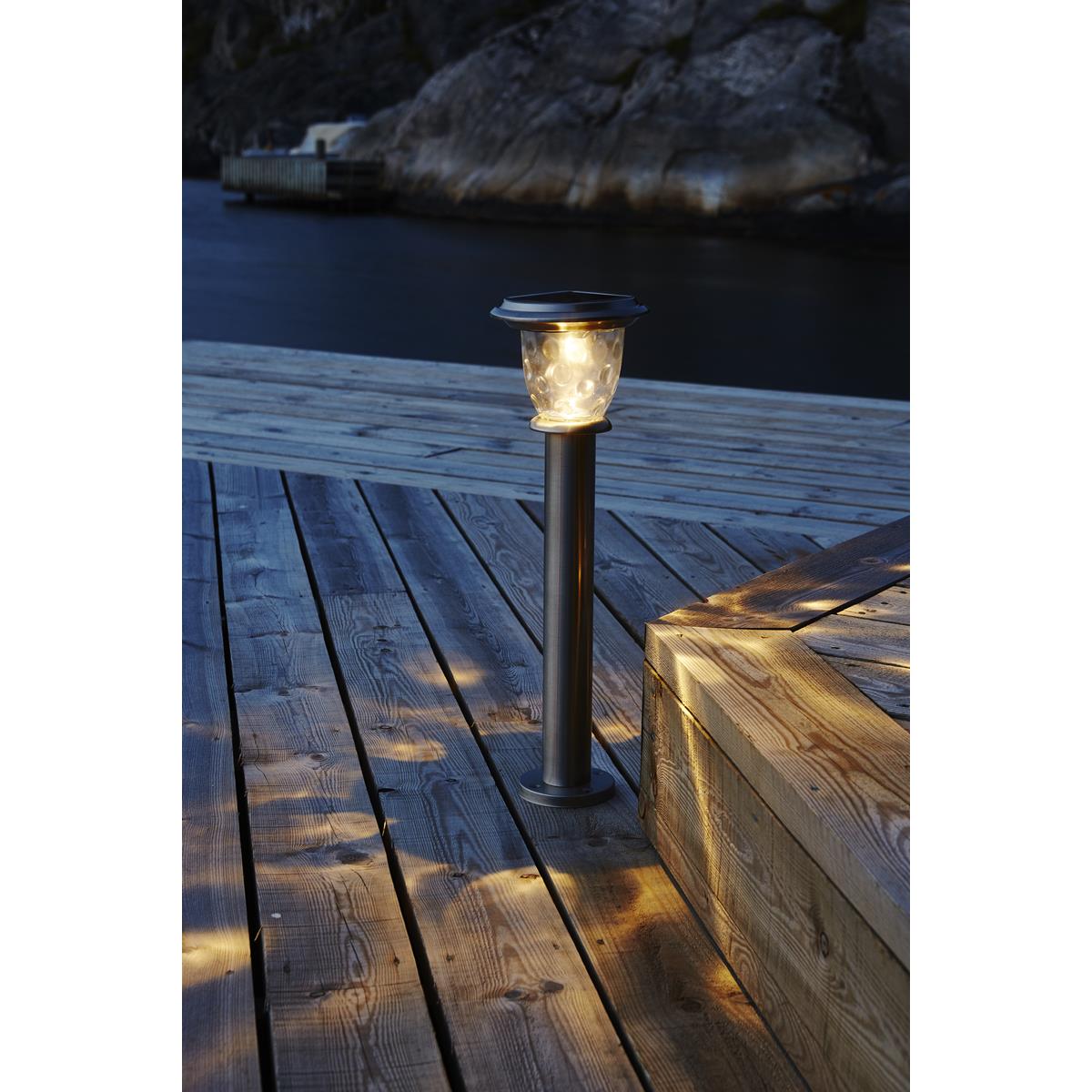 LED Solar Wegleuchte "Pireus" - Edelstahl - warmweiße LED - H: 61cm - D: 19cm - Dämmerungssensor