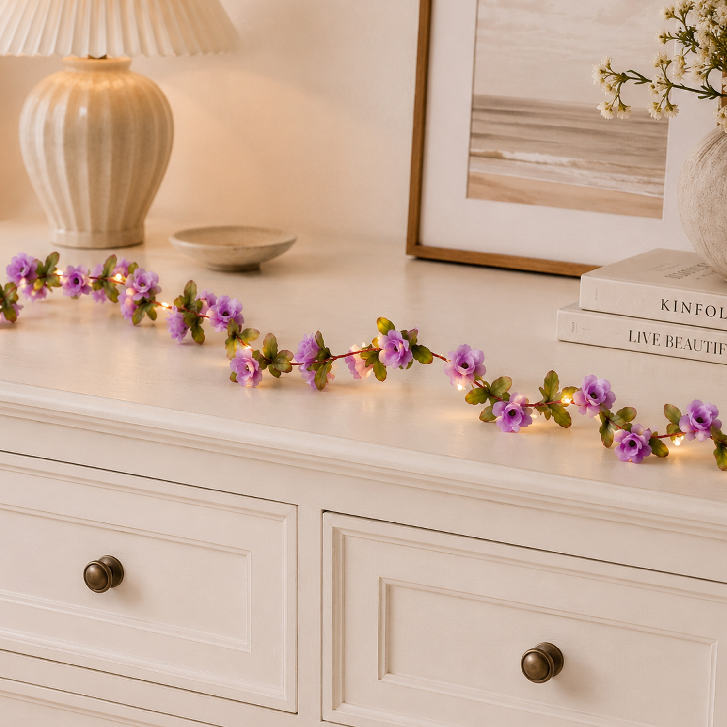 LED Lichterkette lila Mini Rosen - 22 warmweiße LED - Batteriebetrieb - Timer L: 2,1m - für Innen