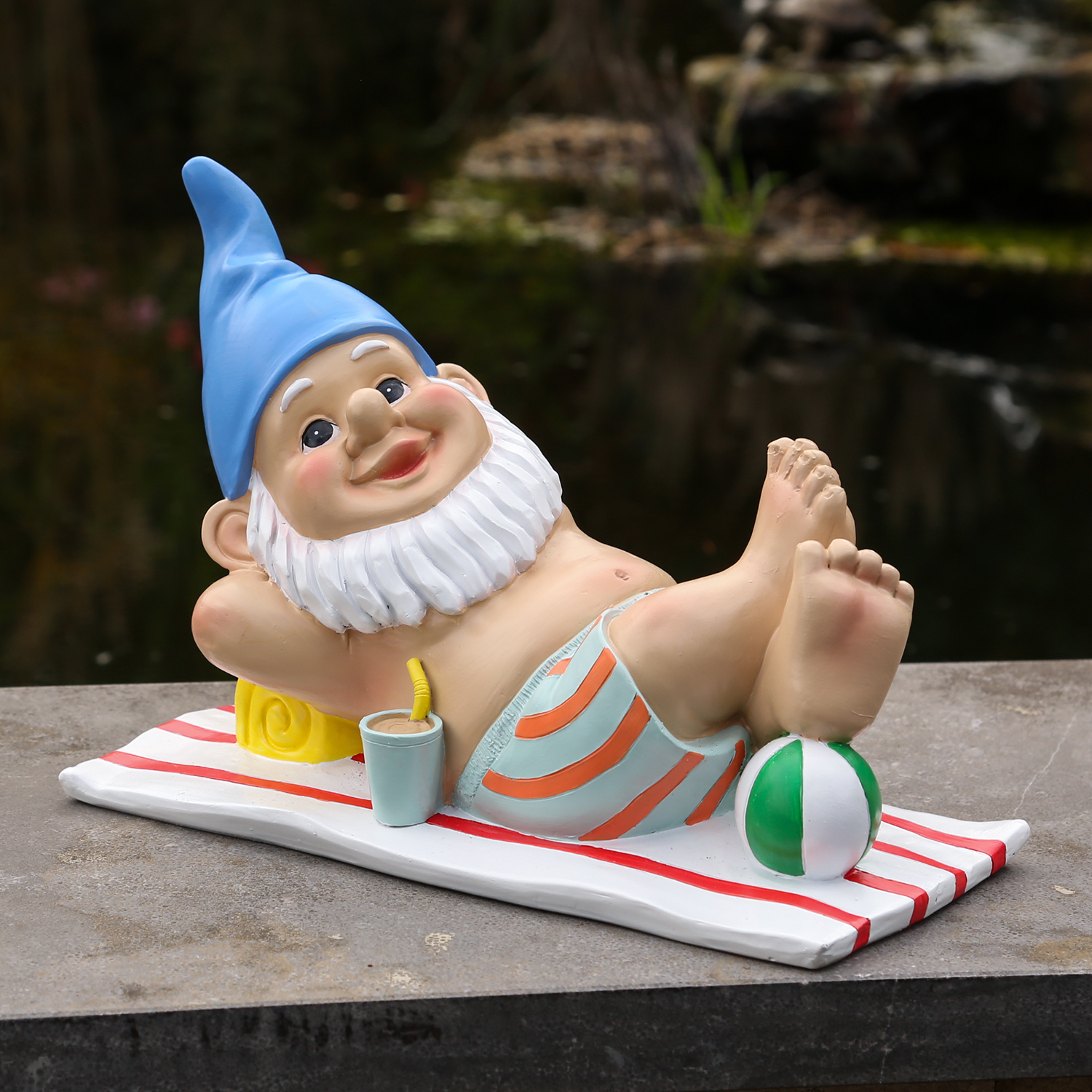 Gartenzwerg BERT - Dekofigur liegend - Mann - Polyresin - H: 17,5cm - bunt