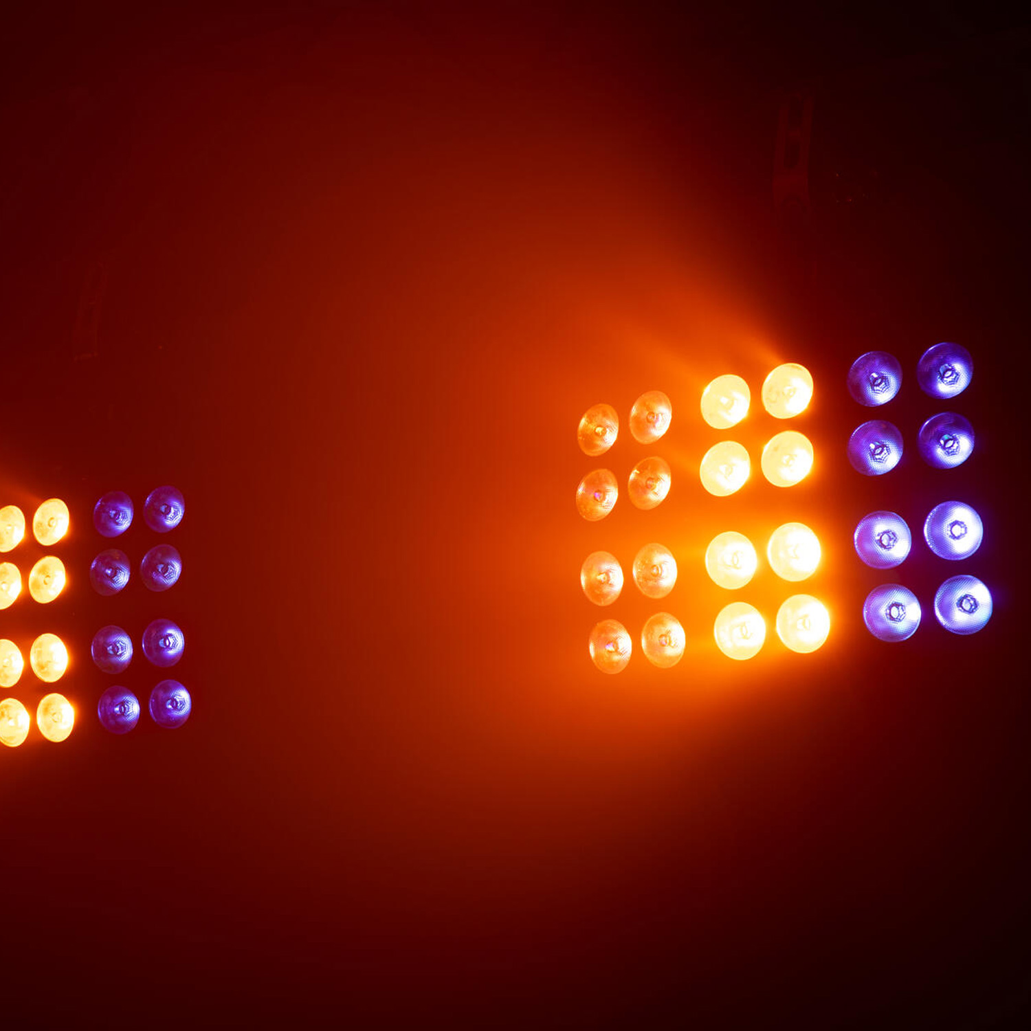 LED WASH CLS-6 PIX HCL - 24x8W 6in1 LED Flood Strobe DMX Programme