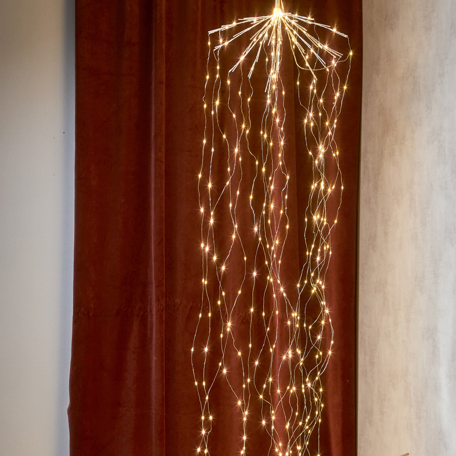 LED Lichterbouquet/Lichtervorhang "Dew Drops" - 20 Stränge á 30 LED - H: 3,2m, D: 45cm - silber