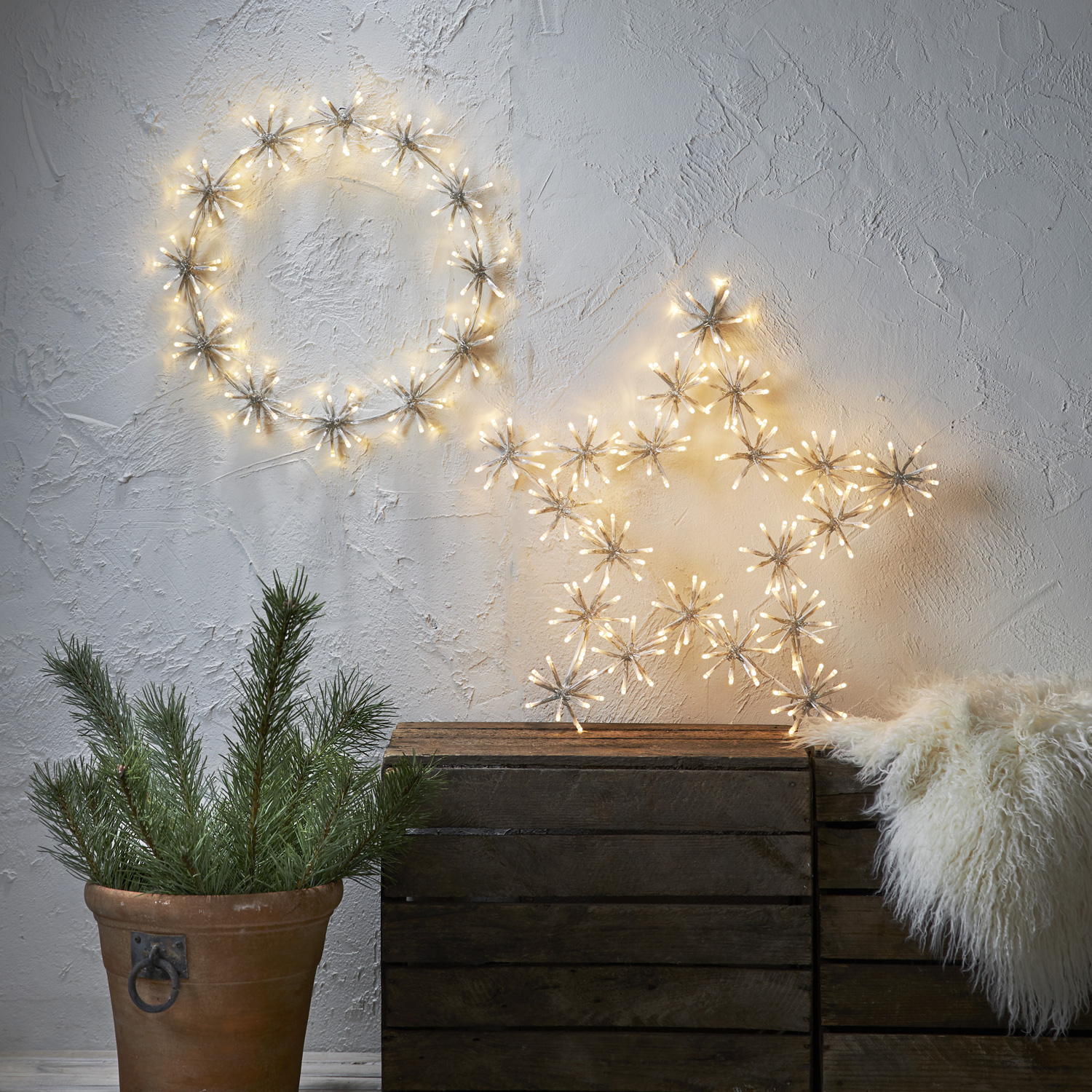 LED Stern Flower Star - hängend - D: 60cm - 200 warmweiße LED - inkl. Trafo - Outdoor - transparent