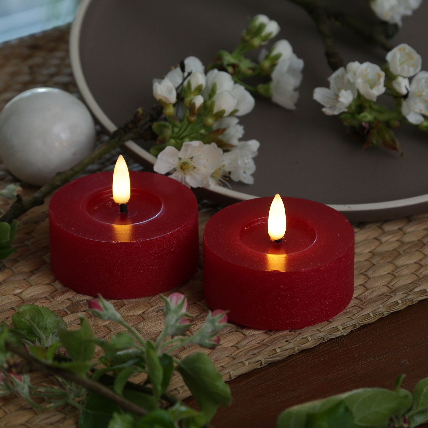 LED Maxi Teelichter LINA - Rustik-Optik - Echtwachs - Timer - D: 7cm - H: 6cm - rot - 2 Stück
