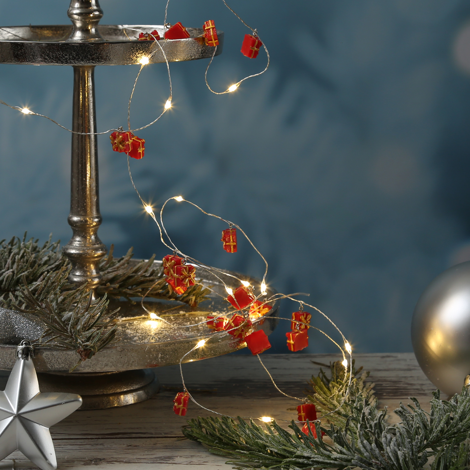 LED Drahtlichterkette Blätter mit Glitzer - 30 warmweiße LED - L: 150cm - Timer - Batterie