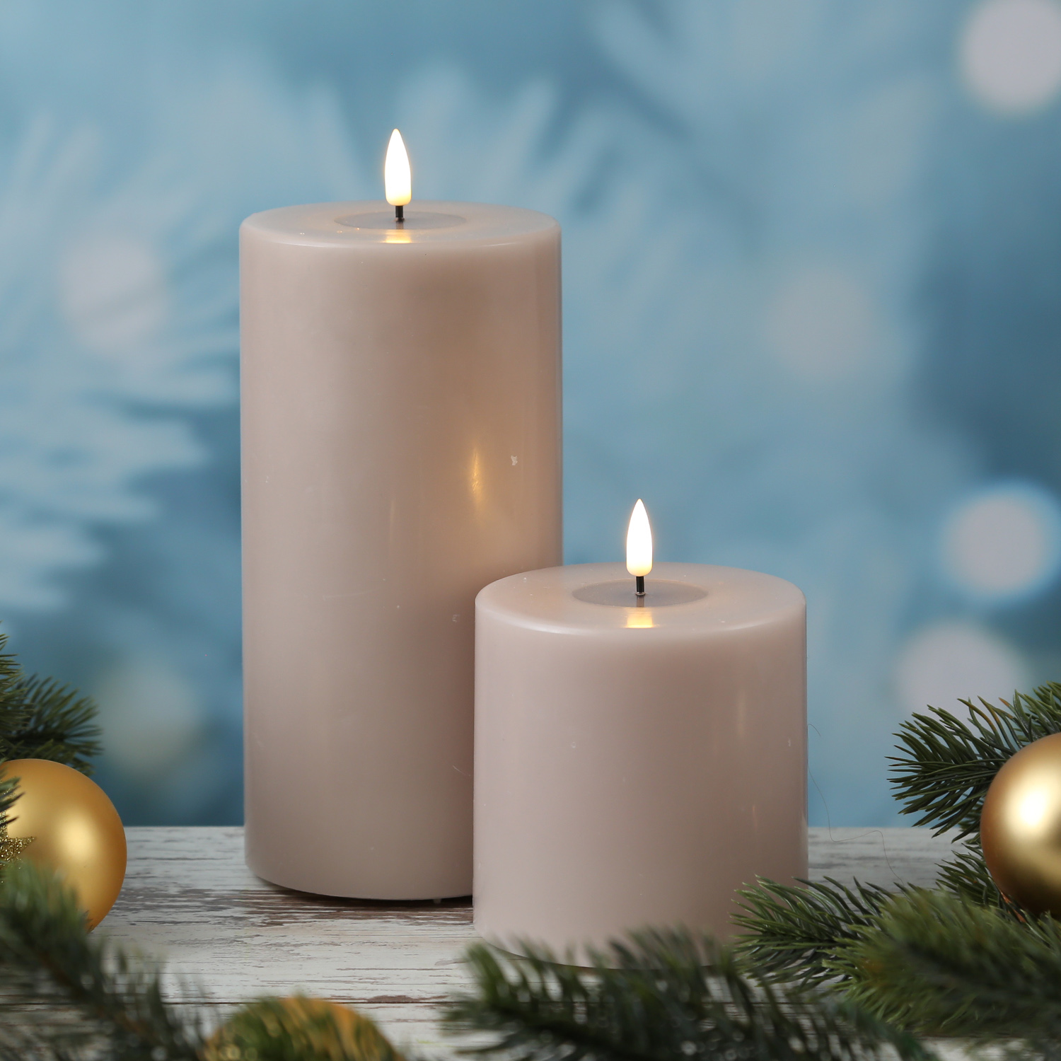 LED Stumpenkerze MIA - Echtwachs - realistische 3D Flamme - H: 20cm - D: 10cm - altrosa