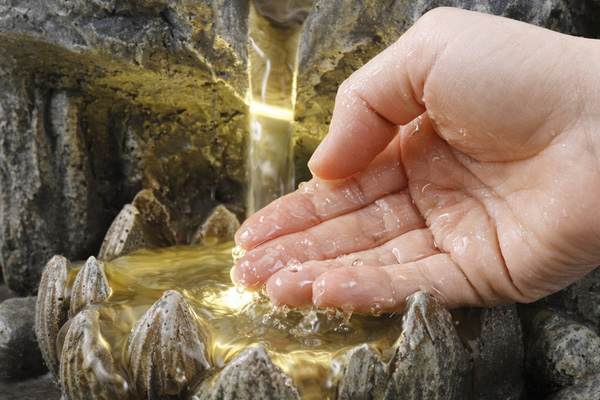 Brunnen LED Buddhafigur Kaskaden Zimmerbrunnen H 25cm Tischbrunnen