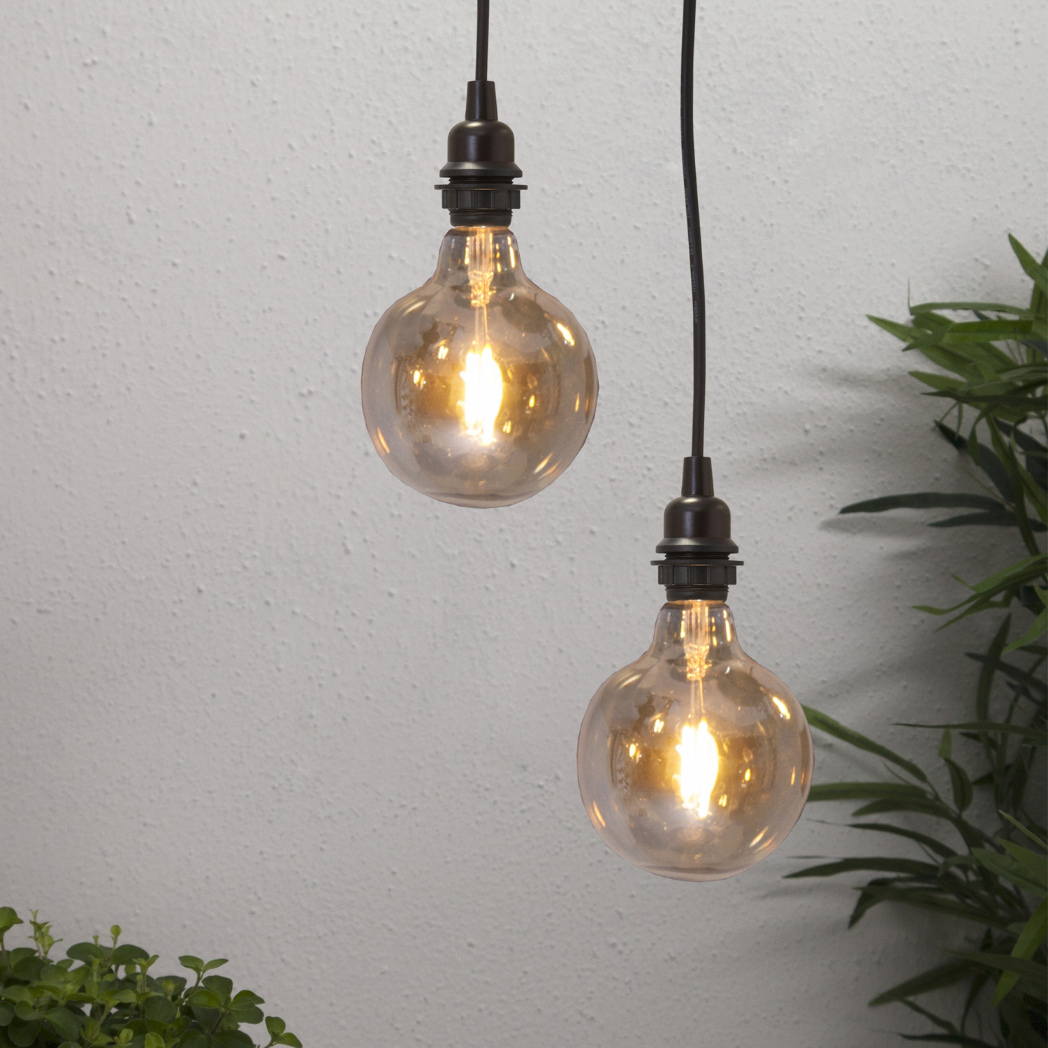 Kabel mit E27 Lampenfassung -  für Lampenschirme/Hängeleuchten - für Innen/Außen - 5m - schwarz