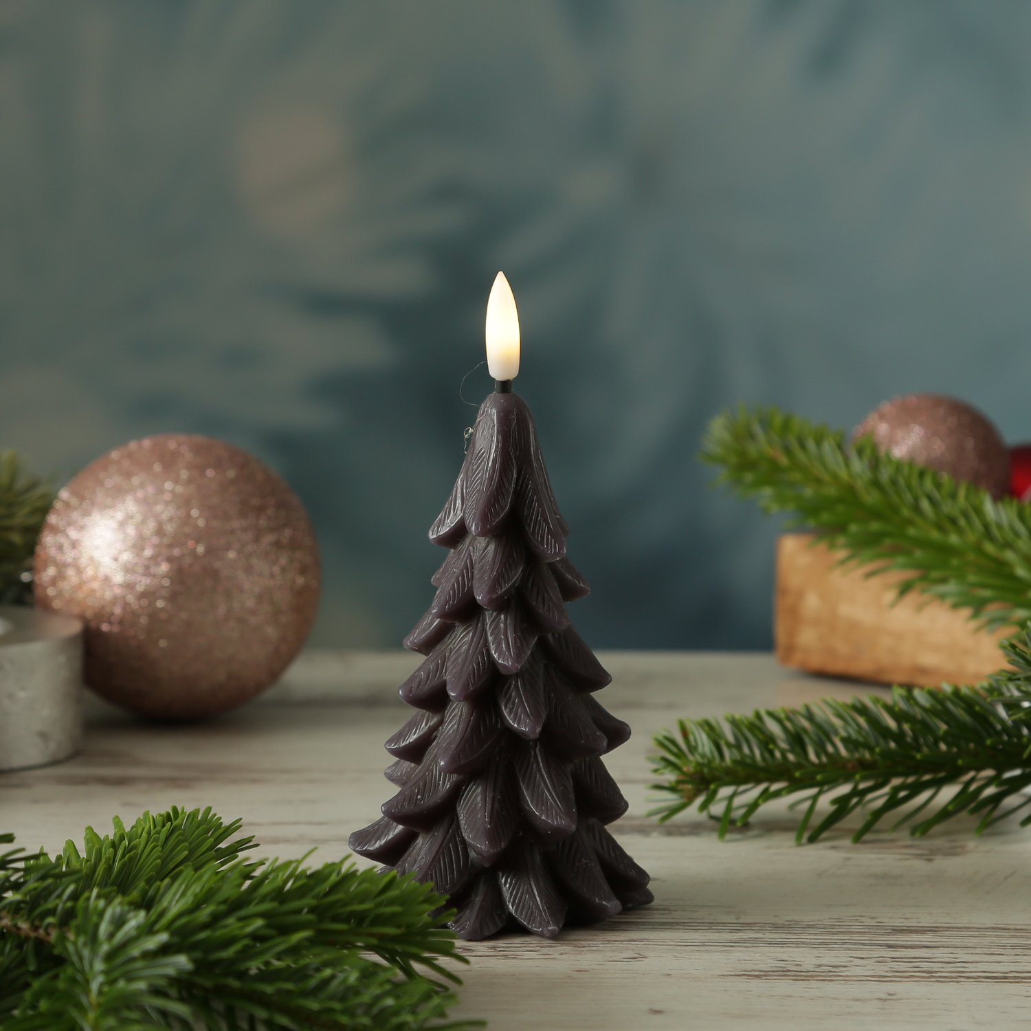 LED Kerze Tannenbaum - Echtwachs - 3D Flamme - inkl. Batterie - H: 16cm - Timer - grau