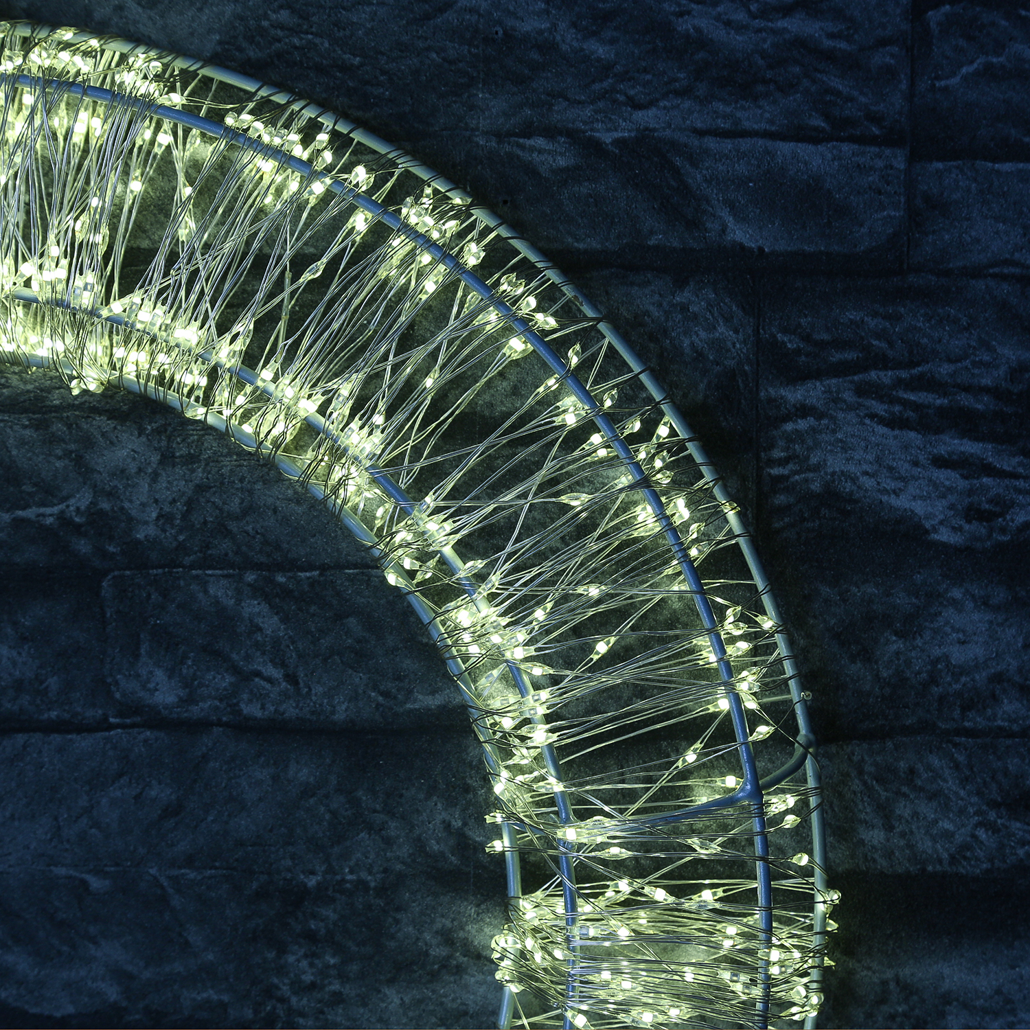 XXL LED Kranz abgeflacht - Lichterkranz mit 2200 warmweißen LED - D:60cm - 8Modi/Timer - Innen/Außen