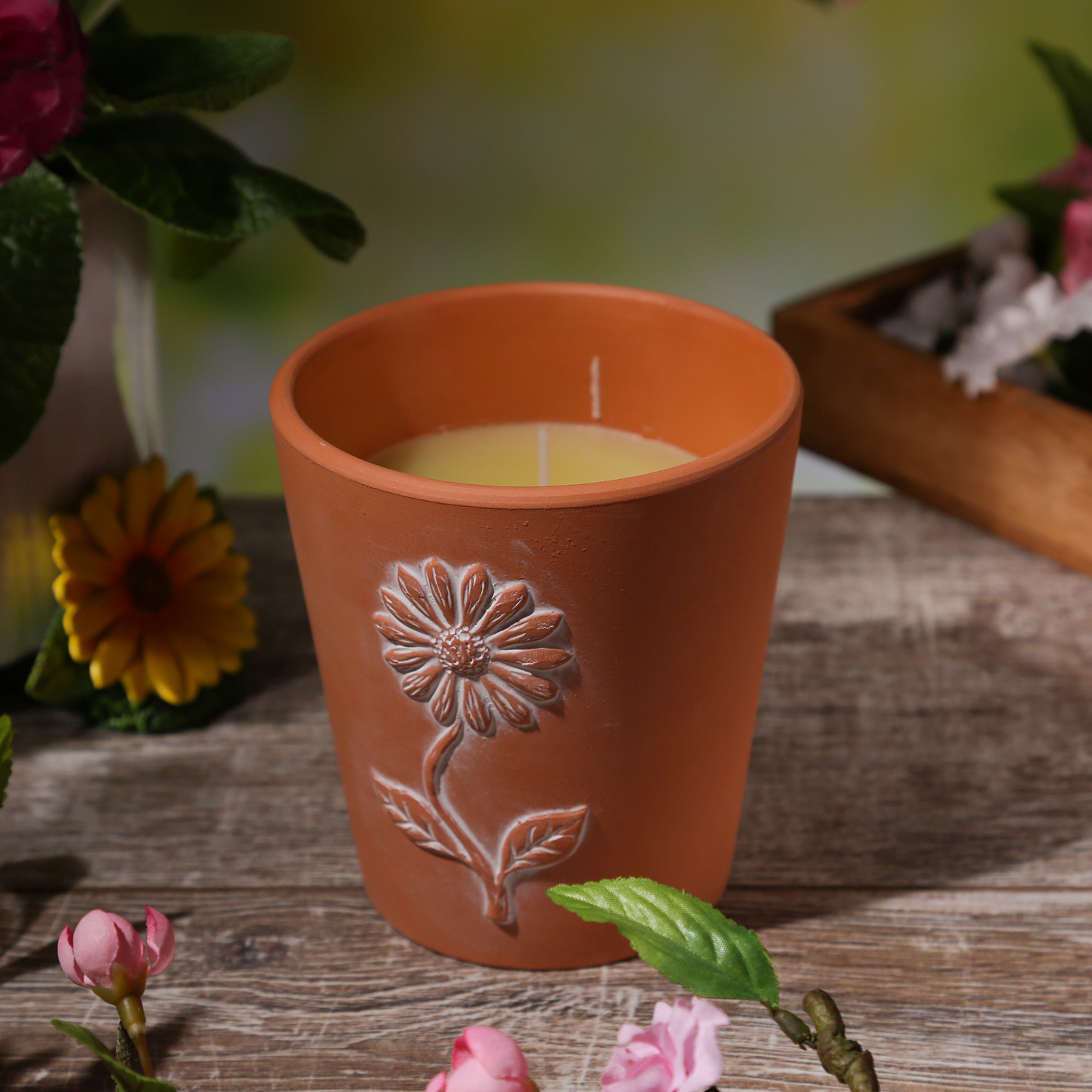 Duftkerze CITRONELLA - Outdoorkerze in Terrakotta Topf mit Blumenmuster - H: 11,5cm