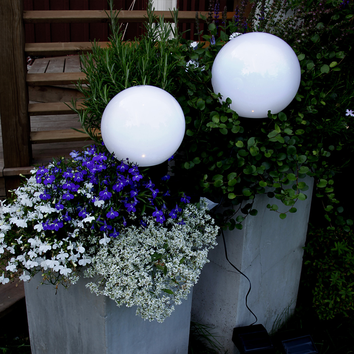 LED Solar Gartenkugel "Globus" - Erdspieß - H: 32cm, D: 15cm - warmweiße LED
