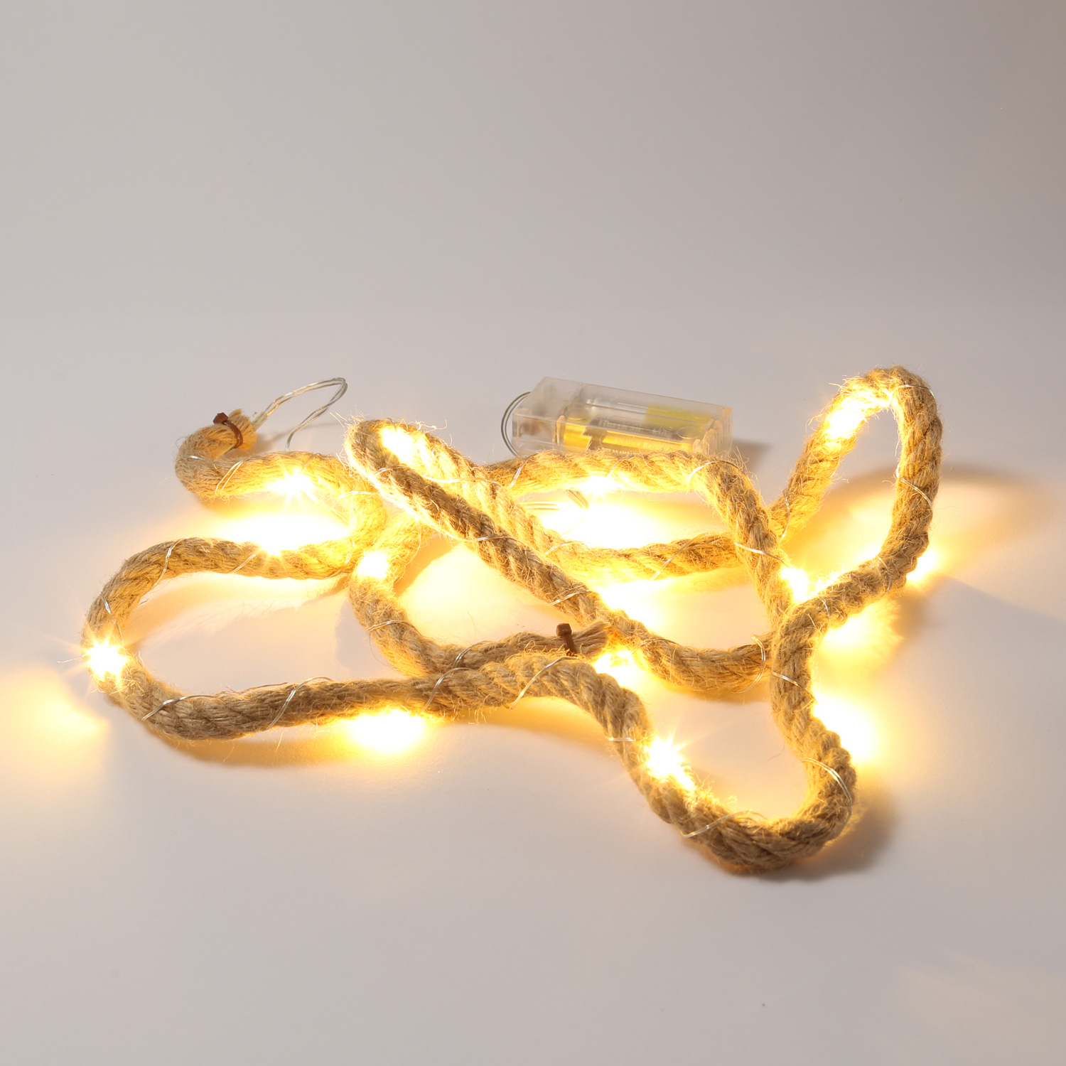 LED Lichterkette im Seil - 15 warmweiße LED auf Kupferkette - L: 1,5m - Batteriebetrieb
