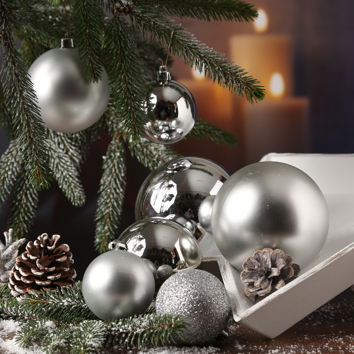 Christbaumkugel - Weihnachtsbaumkugel  - bruchfest - glänzend matt glitzernd - silber - 26er Set