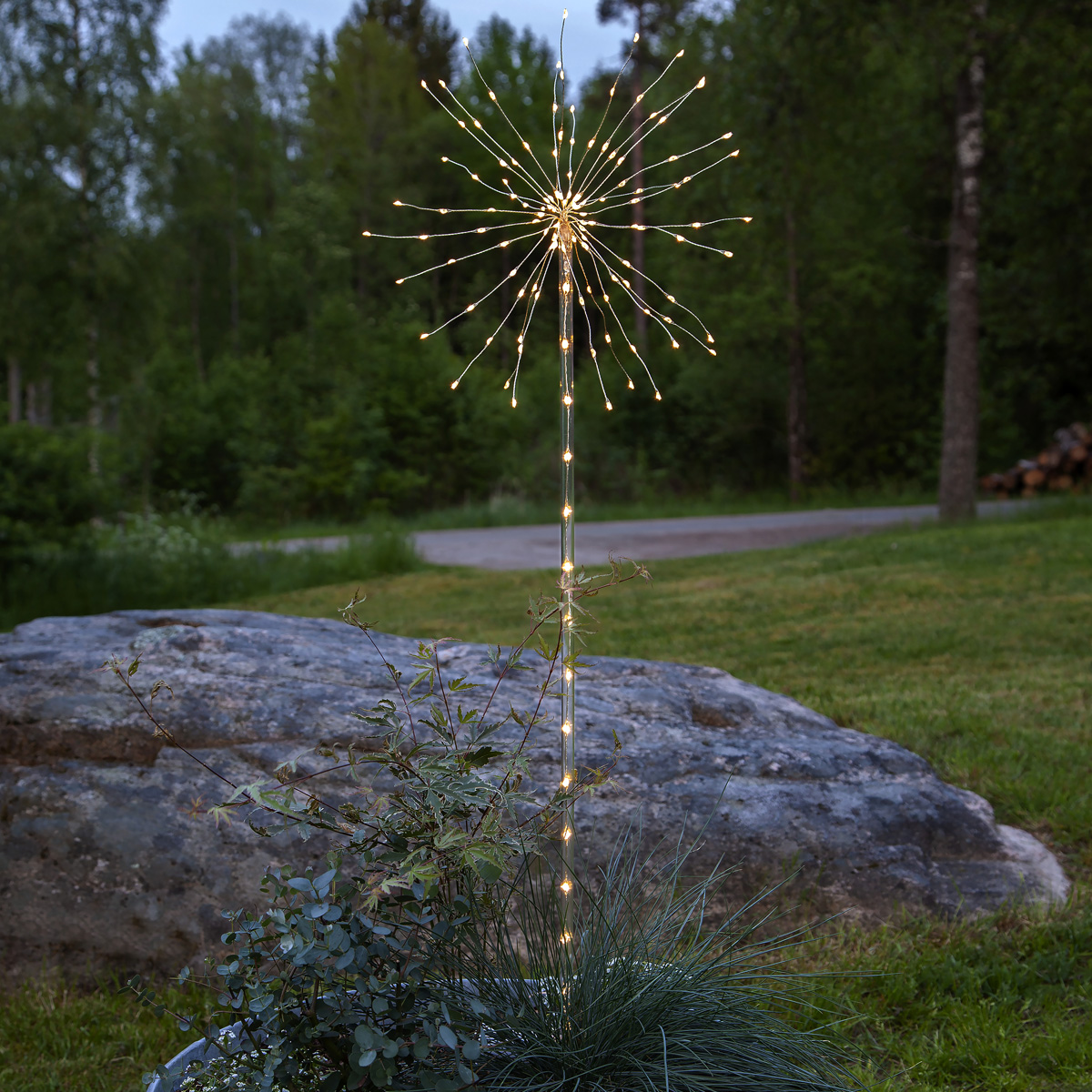 LED Dekostab "Firework" - H: 100cm - 152 warmweiße LED - Batteriebetrieb - 8 Funktionen - outdoor LED Dekostab "Firework" - H: 100cm - 152 warmweiße LED - Batteriebetrieb - 8 Funktionen - outdoor