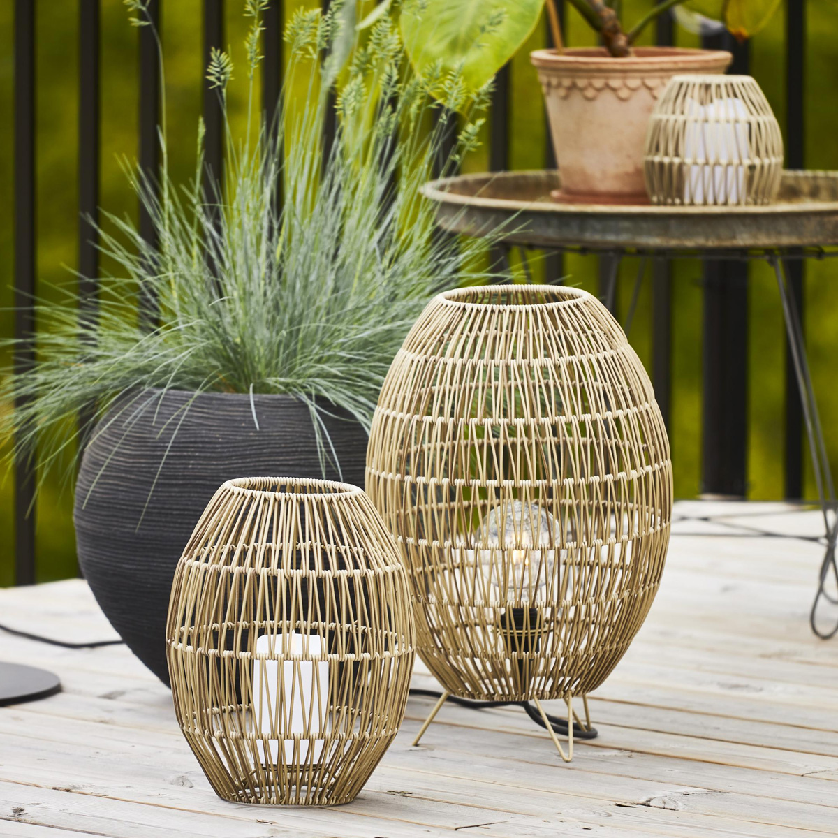 Dekoleuchte/Lampenschirm - D: 30cm, H: 46cm - für E27 Fassungen - outdoor - beige